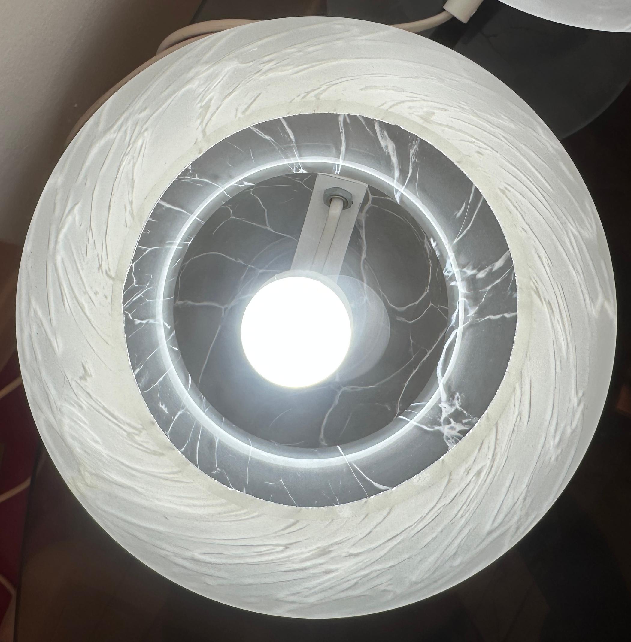Paire de lampes de bureau champignons allemandes des années 1970 en verre dépoli et craquelé de style Putzler en vente 8