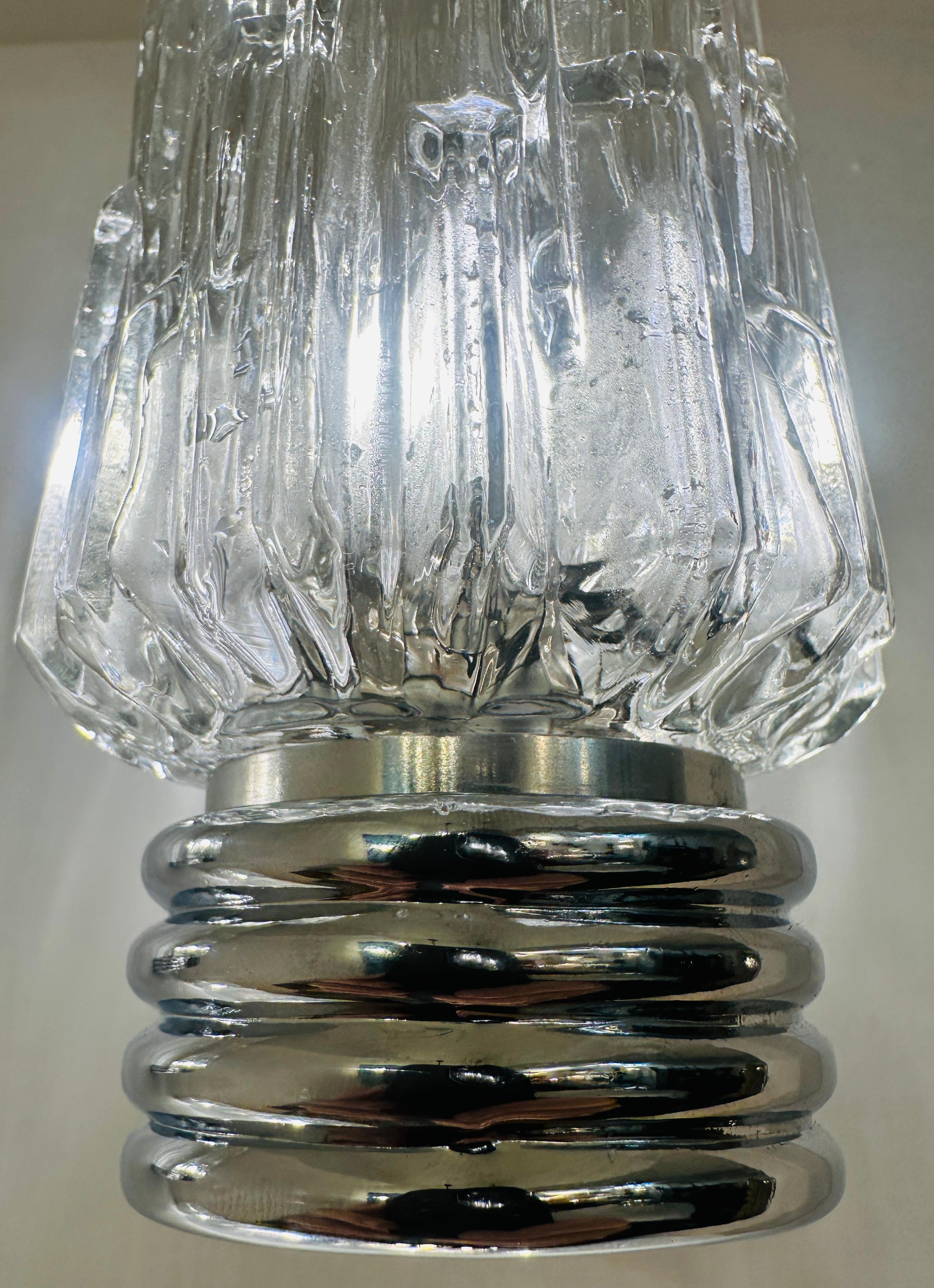 Pareja de apliques alemanes Hoffmeister Iceberg de cristal transparente y cromo de los años 70 en venta 5
