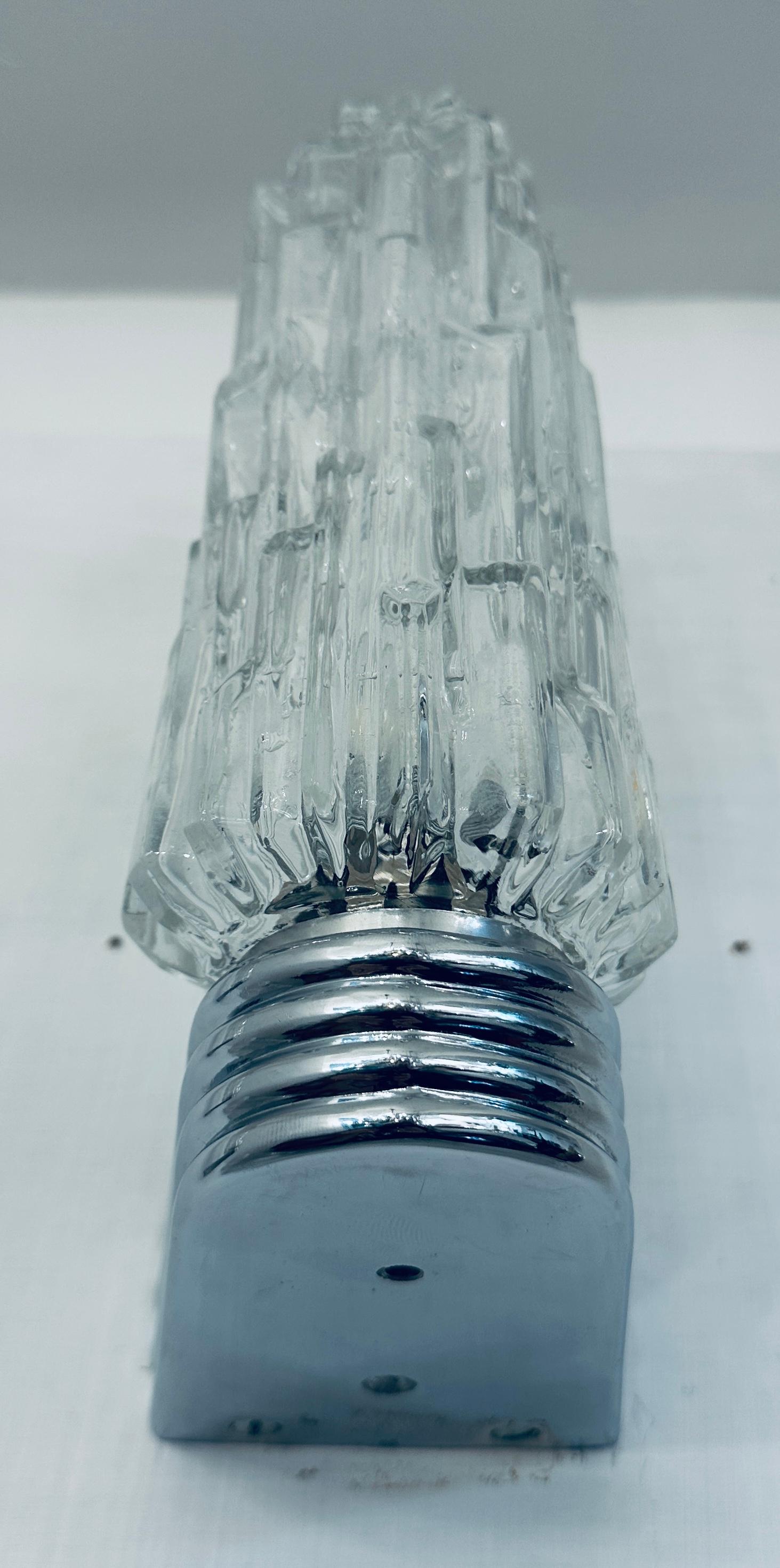 Pareja de apliques alemanes Hoffmeister Iceberg de cristal transparente y cromo de los años 70 en venta 11