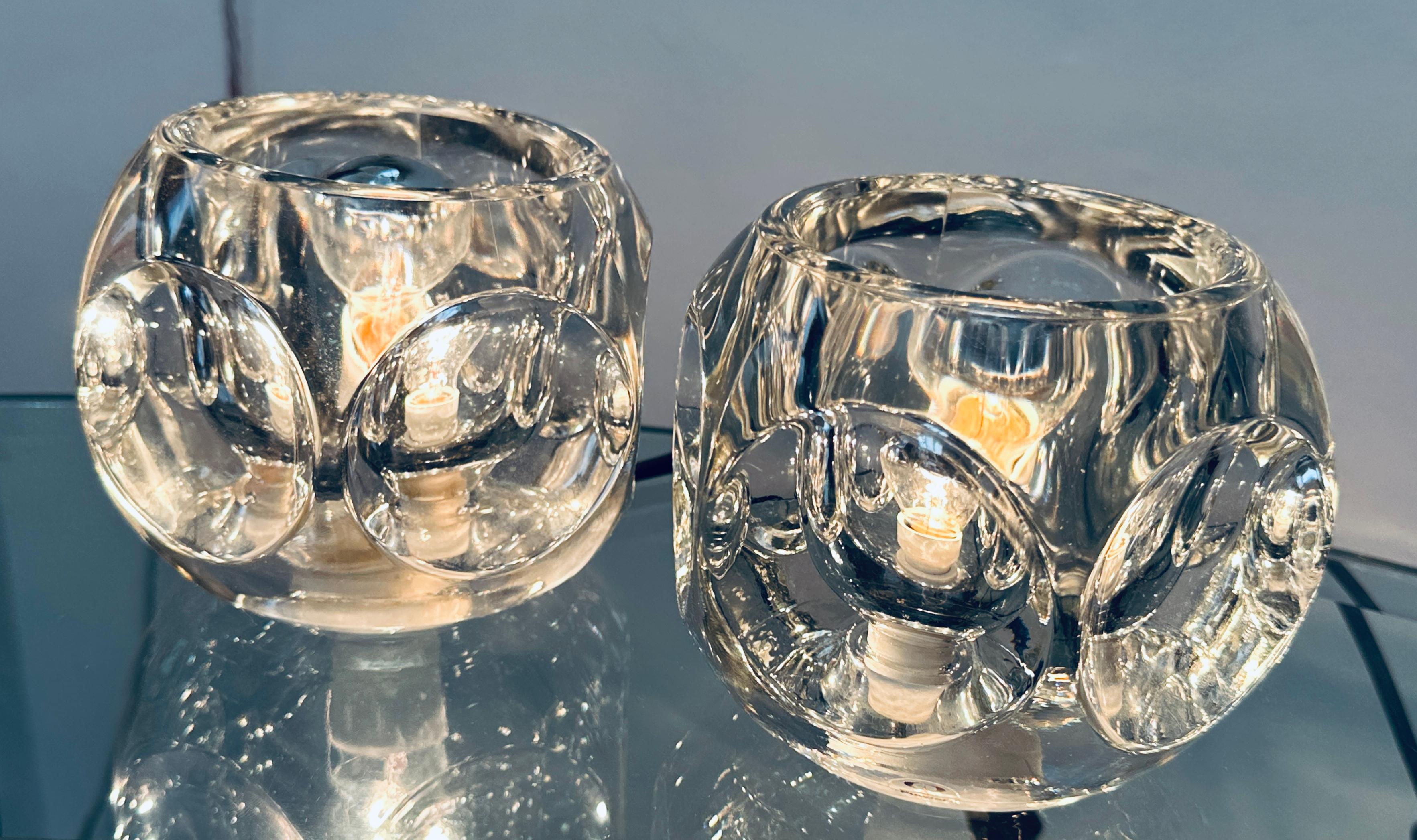 Pair of 1970s German Peill & Putzler Round Clear Concave Glass Table Lamps In Good Condition For Sale In London, GB