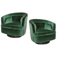 Pair of 1970s Green Velvet Swivel Chairs in the Style of Milo Baughman