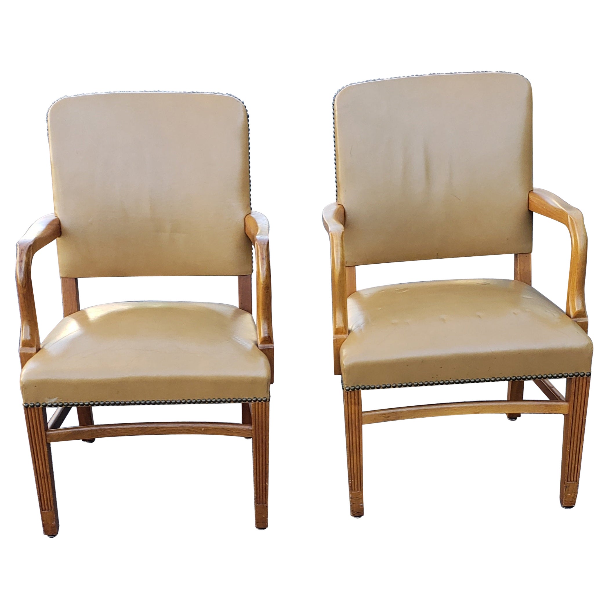 Pareja de sillones Gunlocke de madera de frutal y cuero de los años 70