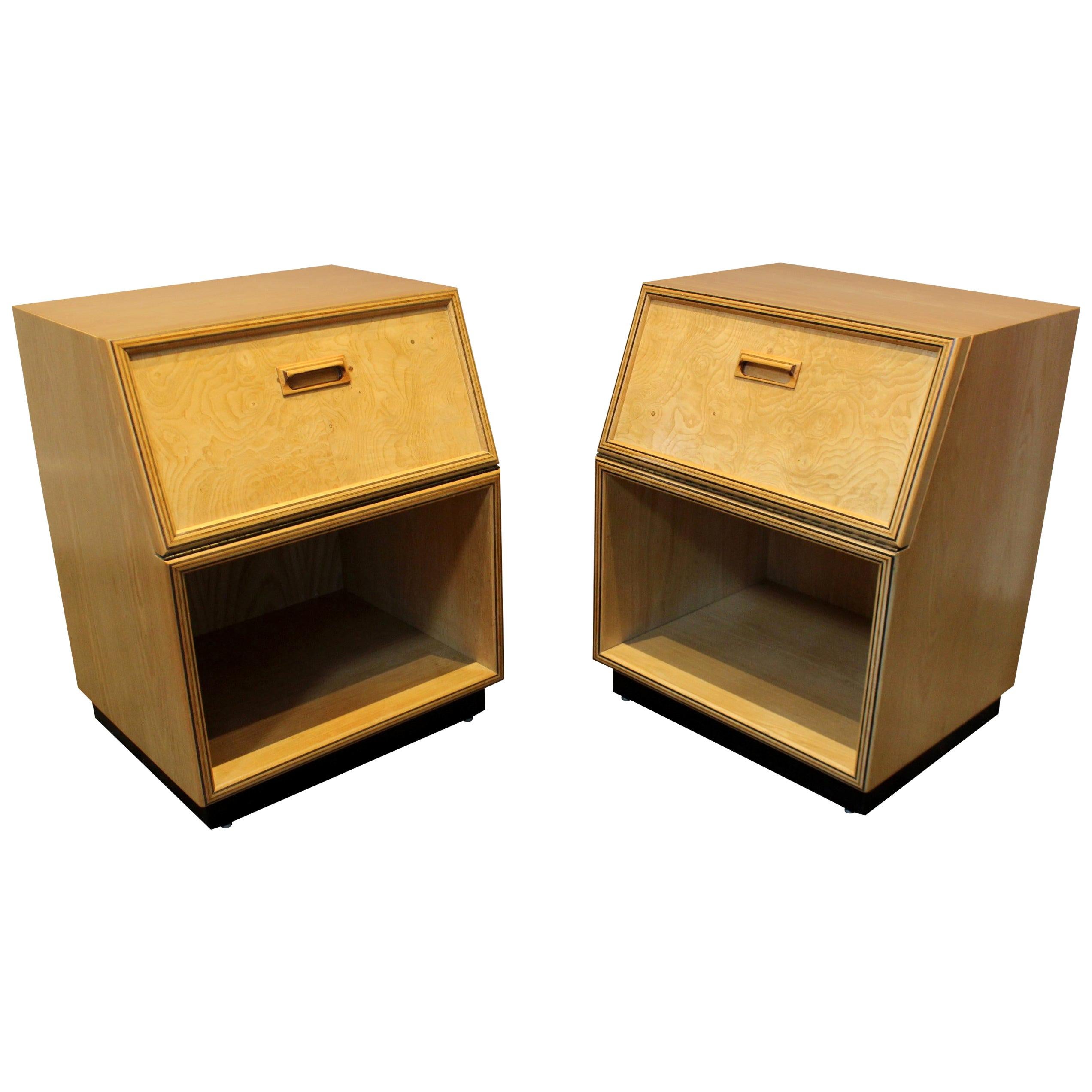 Pair of 1970s Henredon Scene Two Modern Nightstands after Milo Baughman For Sale