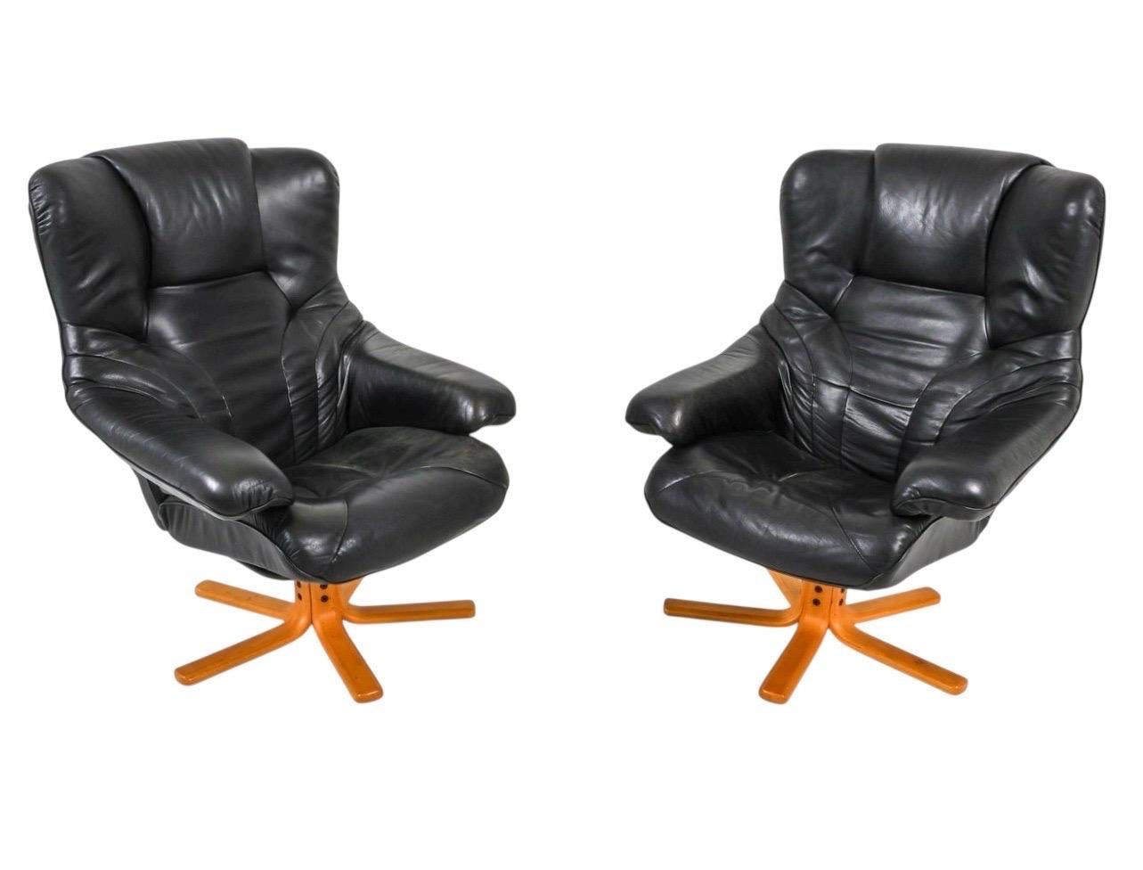 Norvegese Coppia di poltrone reclinabili Hjellegjerde AS degli anni '70 - Design norvegese in vendita