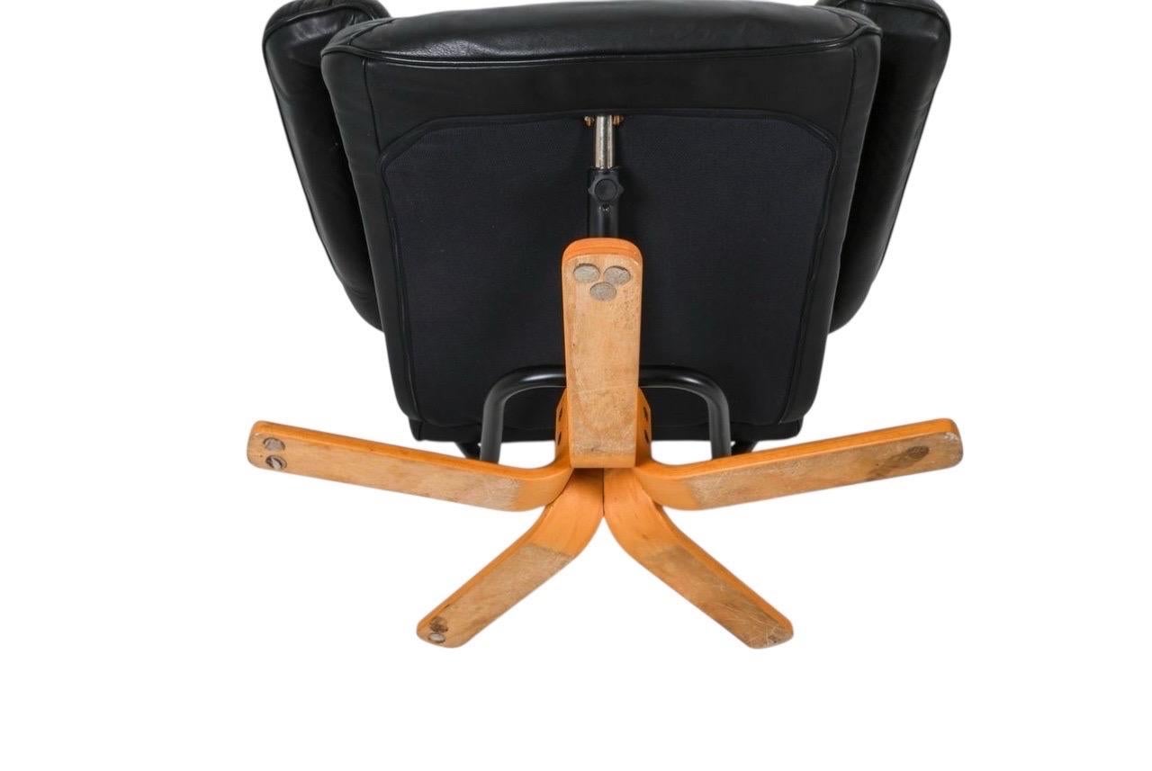 Coppia di poltrone reclinabili Hjellegjerde AS degli anni '70 - Design norvegese in vendita 1