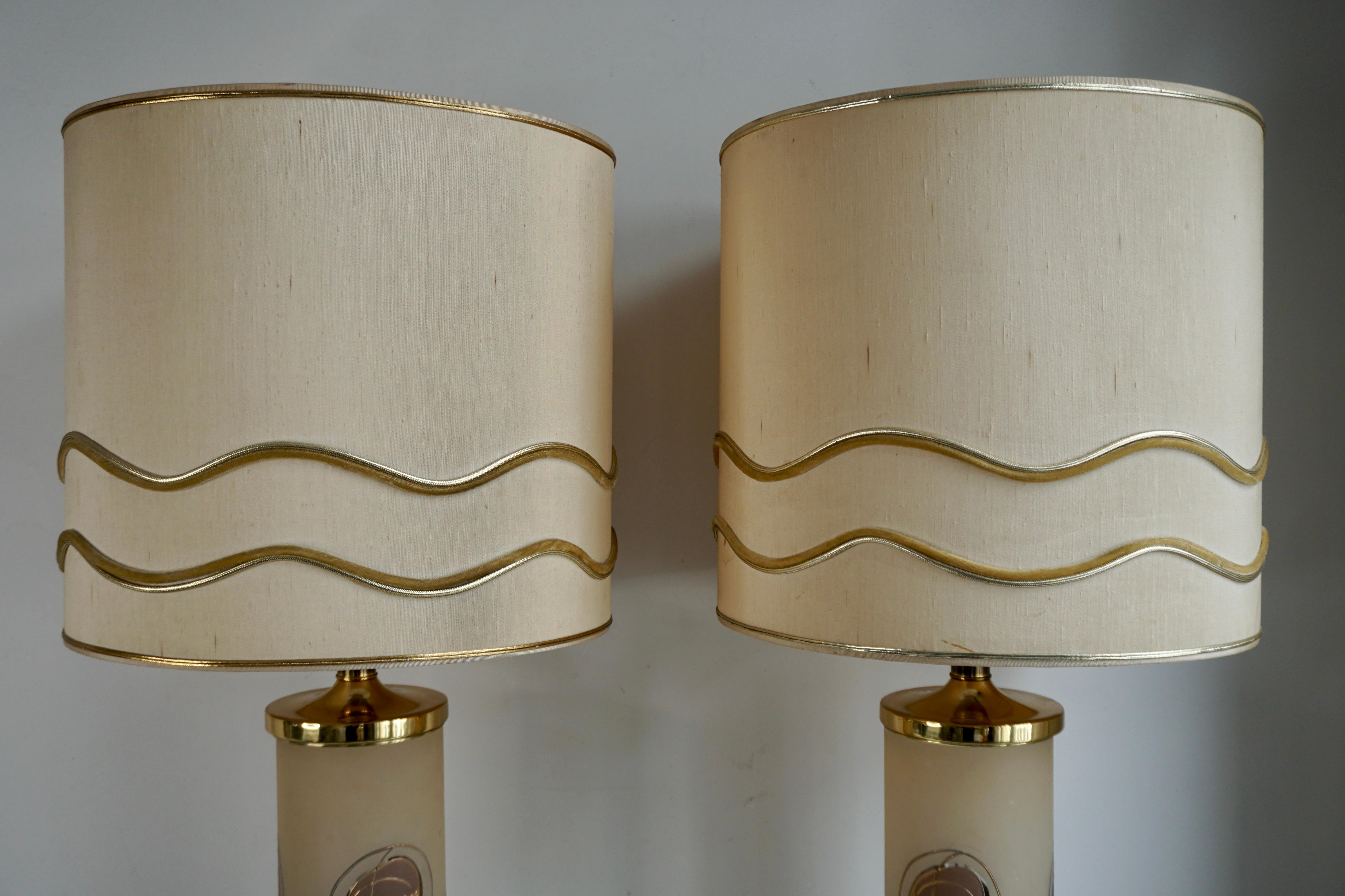 Italian Pair of 1970s Hollywood Regency Art Glass and Gilt Murano Glass Lamps For Sale