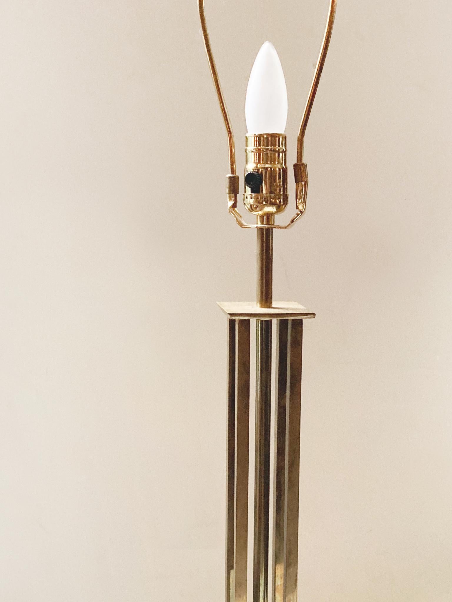 Late 20th Century Pair of 1970s Hollywood Regency Style Brass Table Lamps