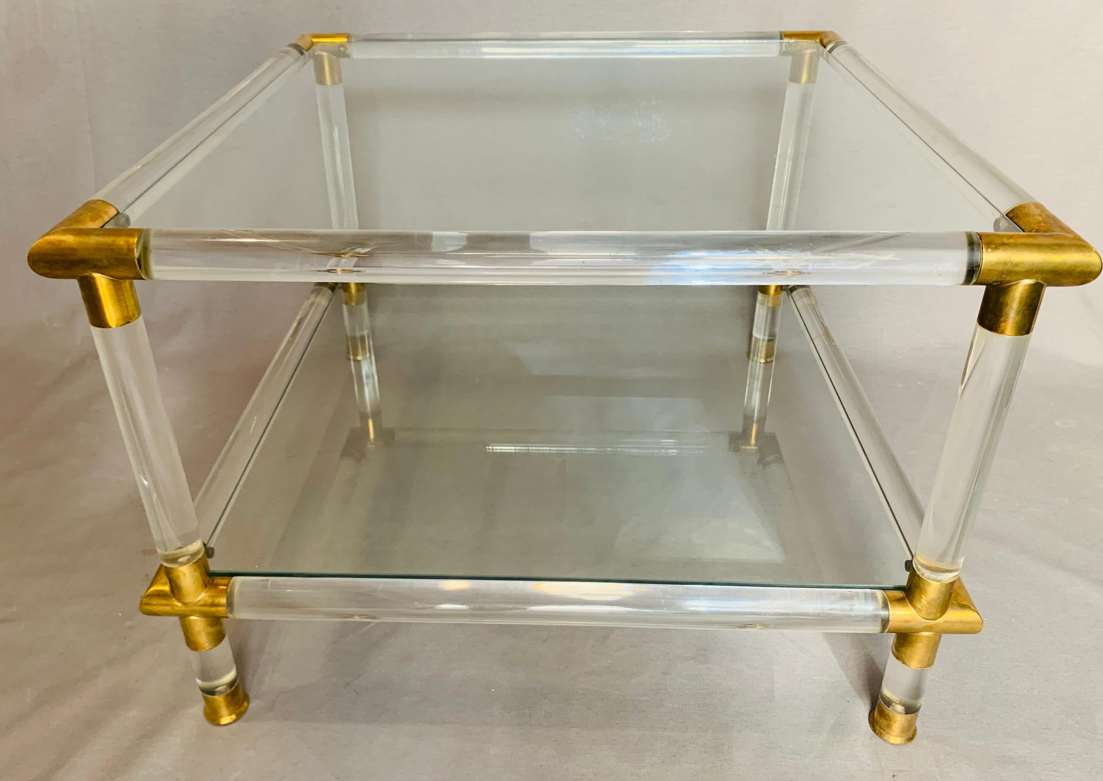 Paire de  1970s Italian Acrylic/Lucite, Glass & Brass Side or Coffee Tables en vente 6