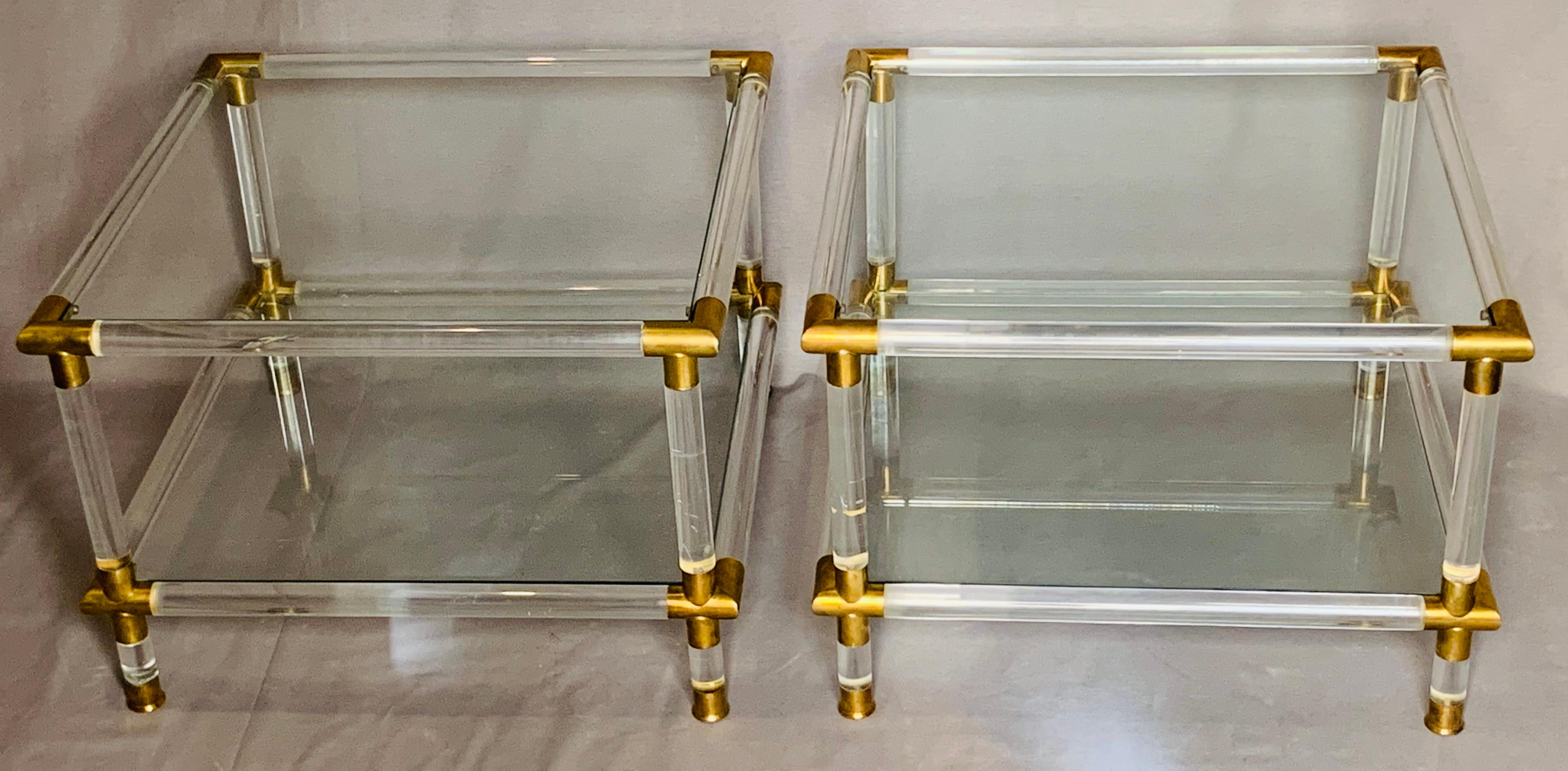 Paire de  1970s Italian Acrylic/Lucite, Glass & Brass Side or Coffee Tables en vente 10