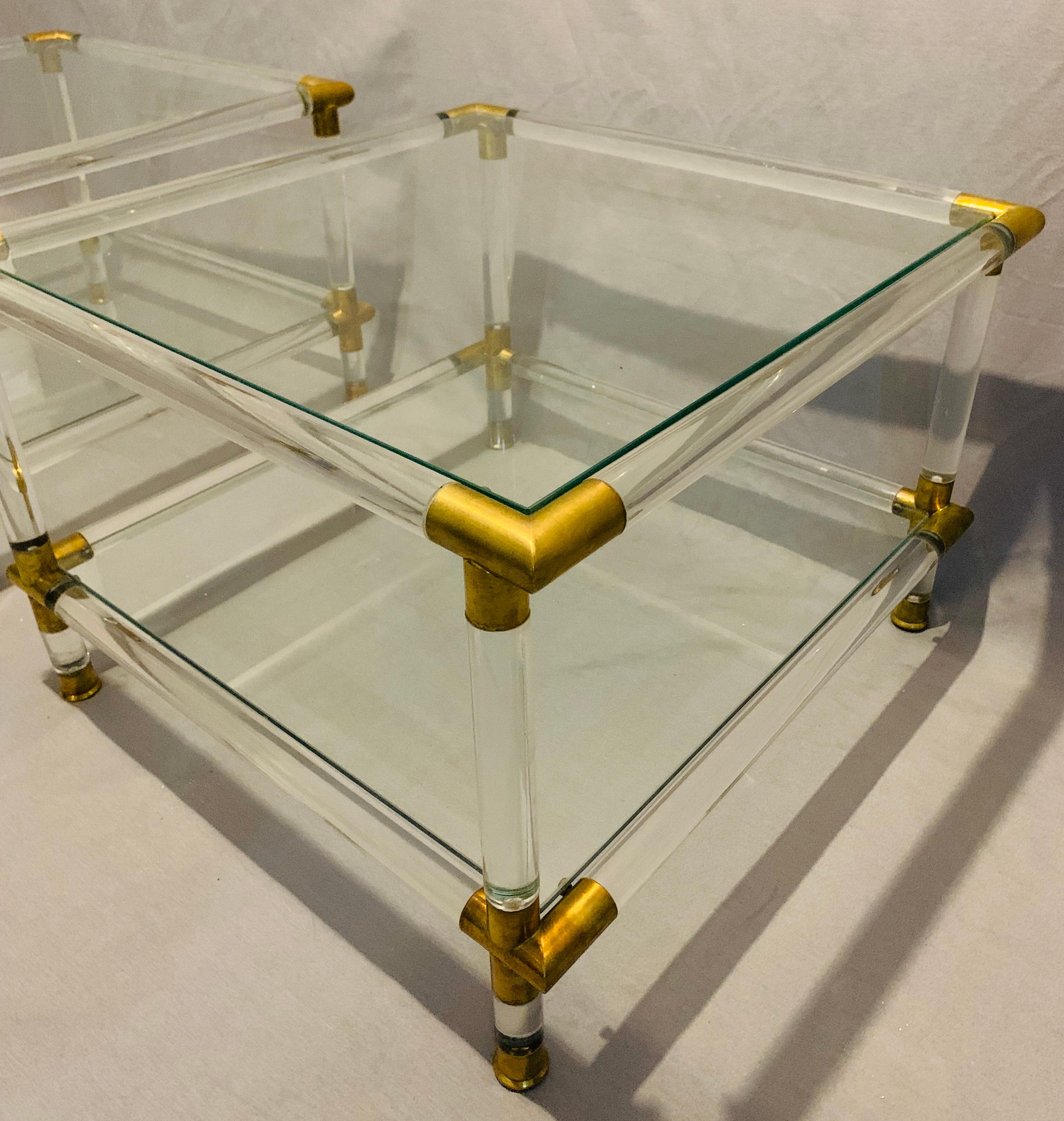 Paire de  1970s Italian Acrylic/Lucite, Glass & Brass Side or Coffee Tables en vente 2