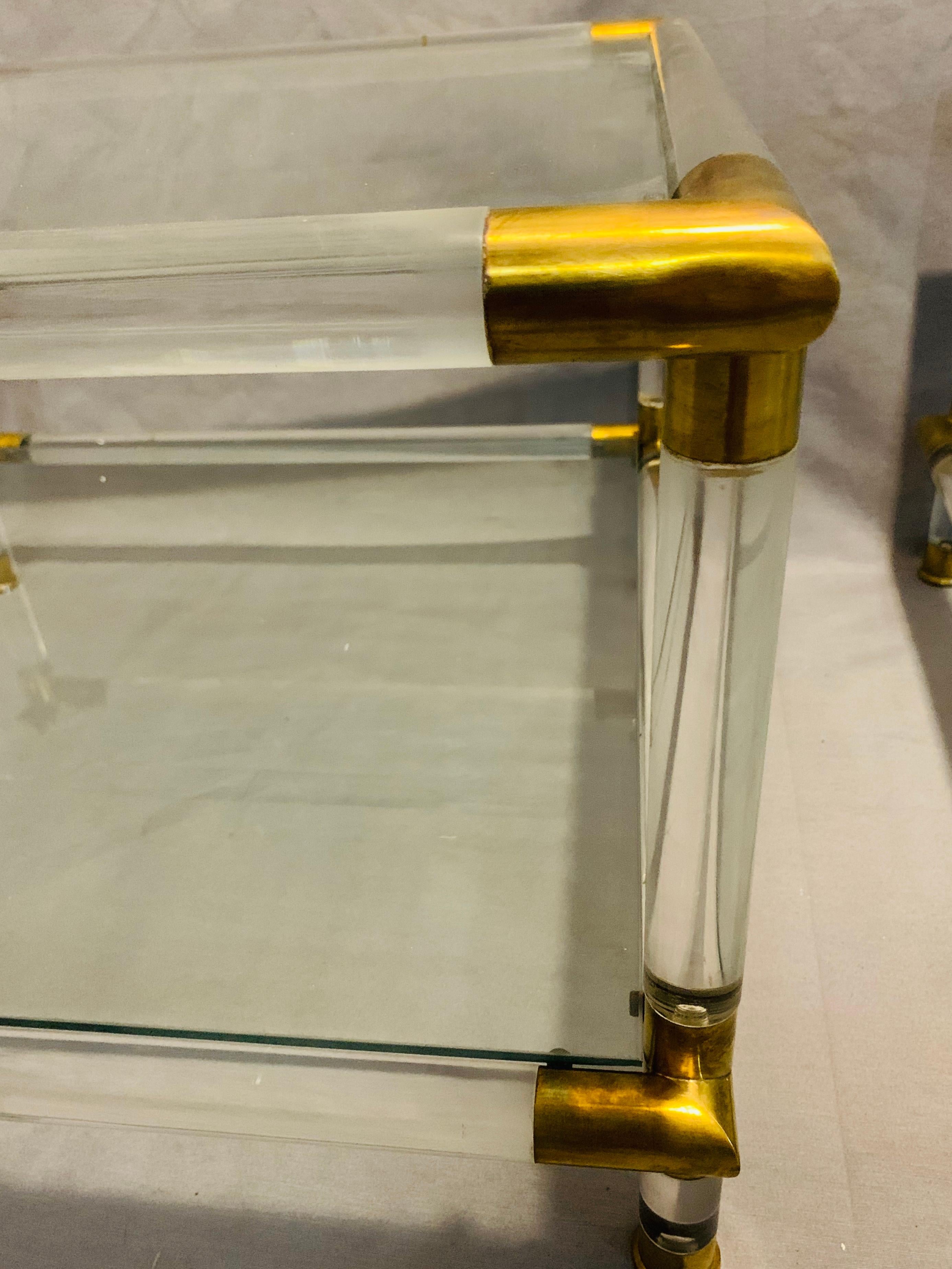 Aluminium Paire de  1970s Italian Acrylic/Lucite, Glass & Brass Side or Coffee Tables en vente