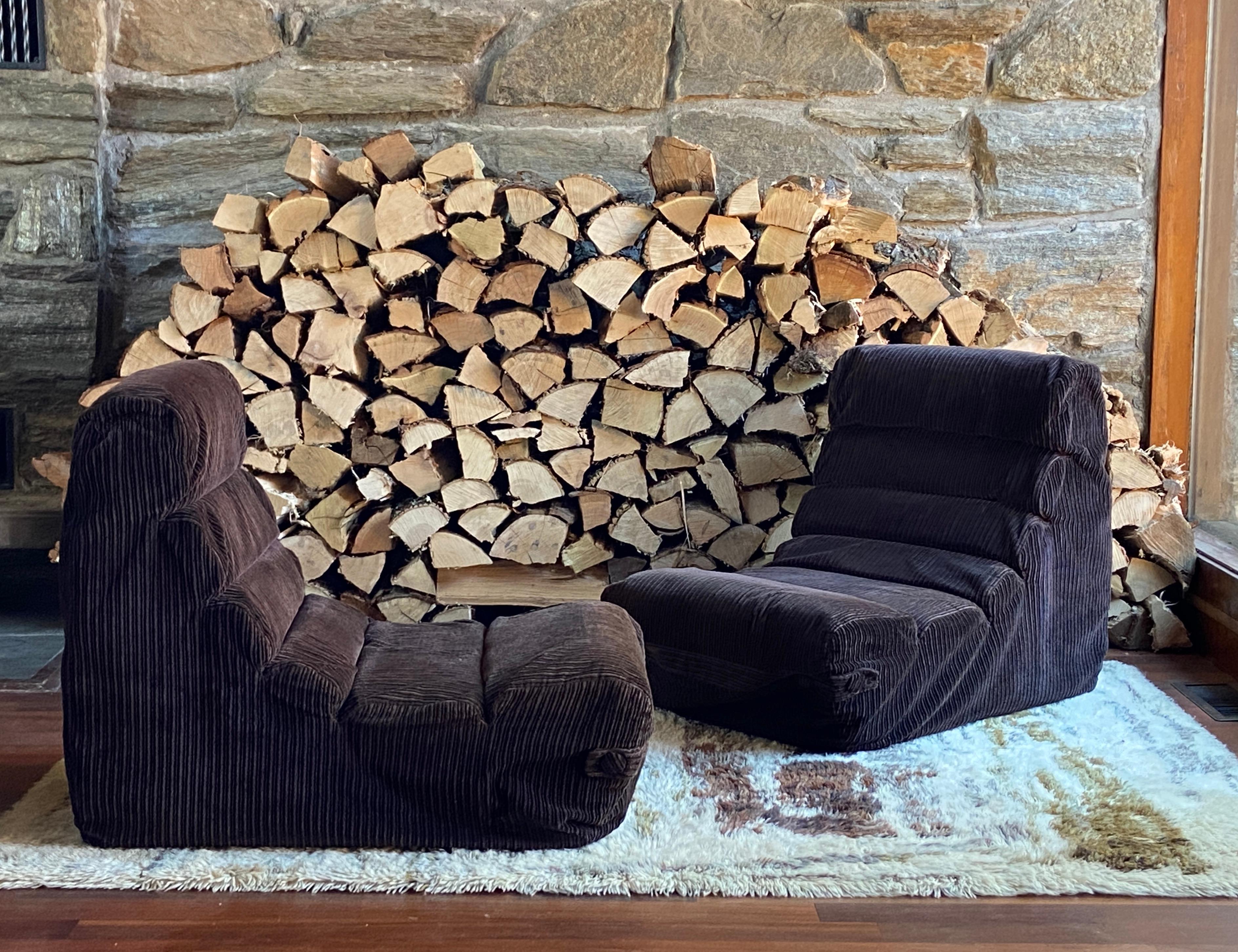 Pair of 1970's Italian corduroy modular lounge chairs - sectional sofa - 2 sets For Sale 5