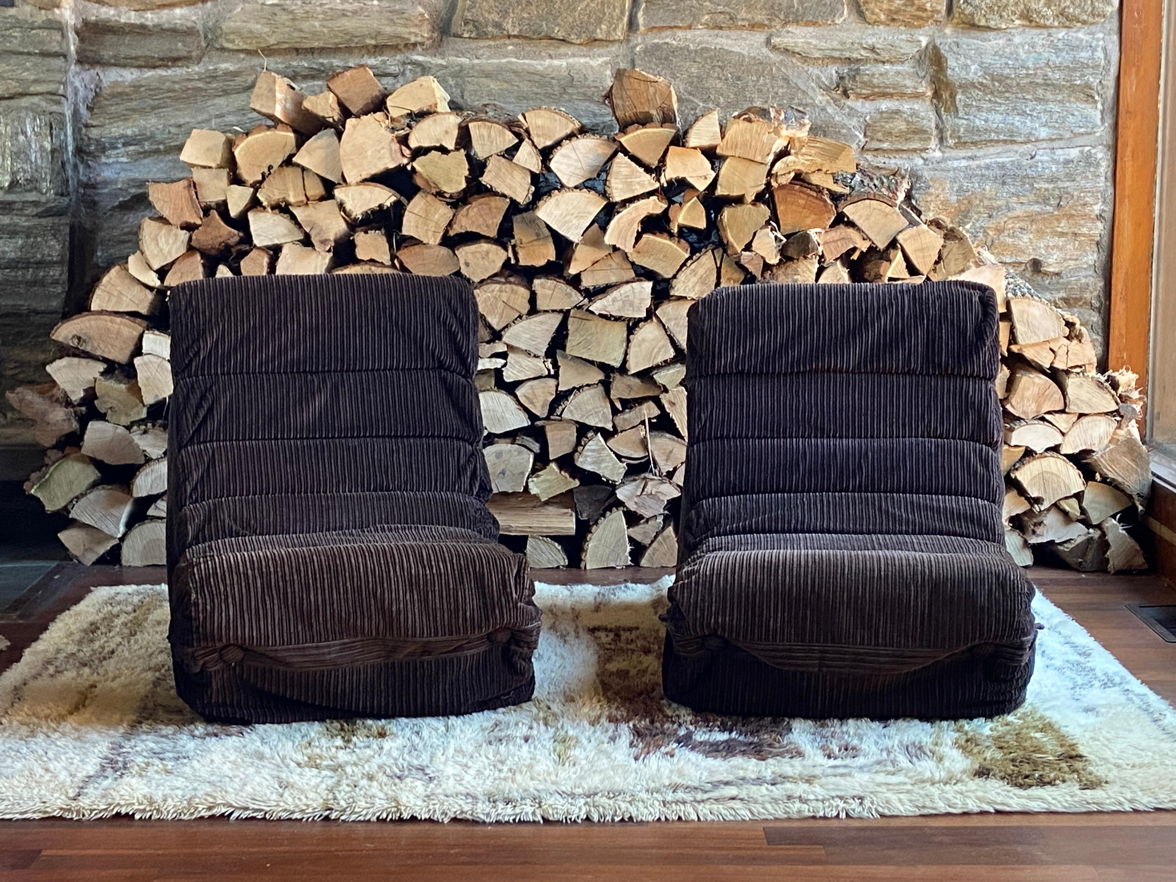 Late 20th Century Pair of 1970's Italian corduroy modular lounge chairs - sectional sofa - 2 sets For Sale