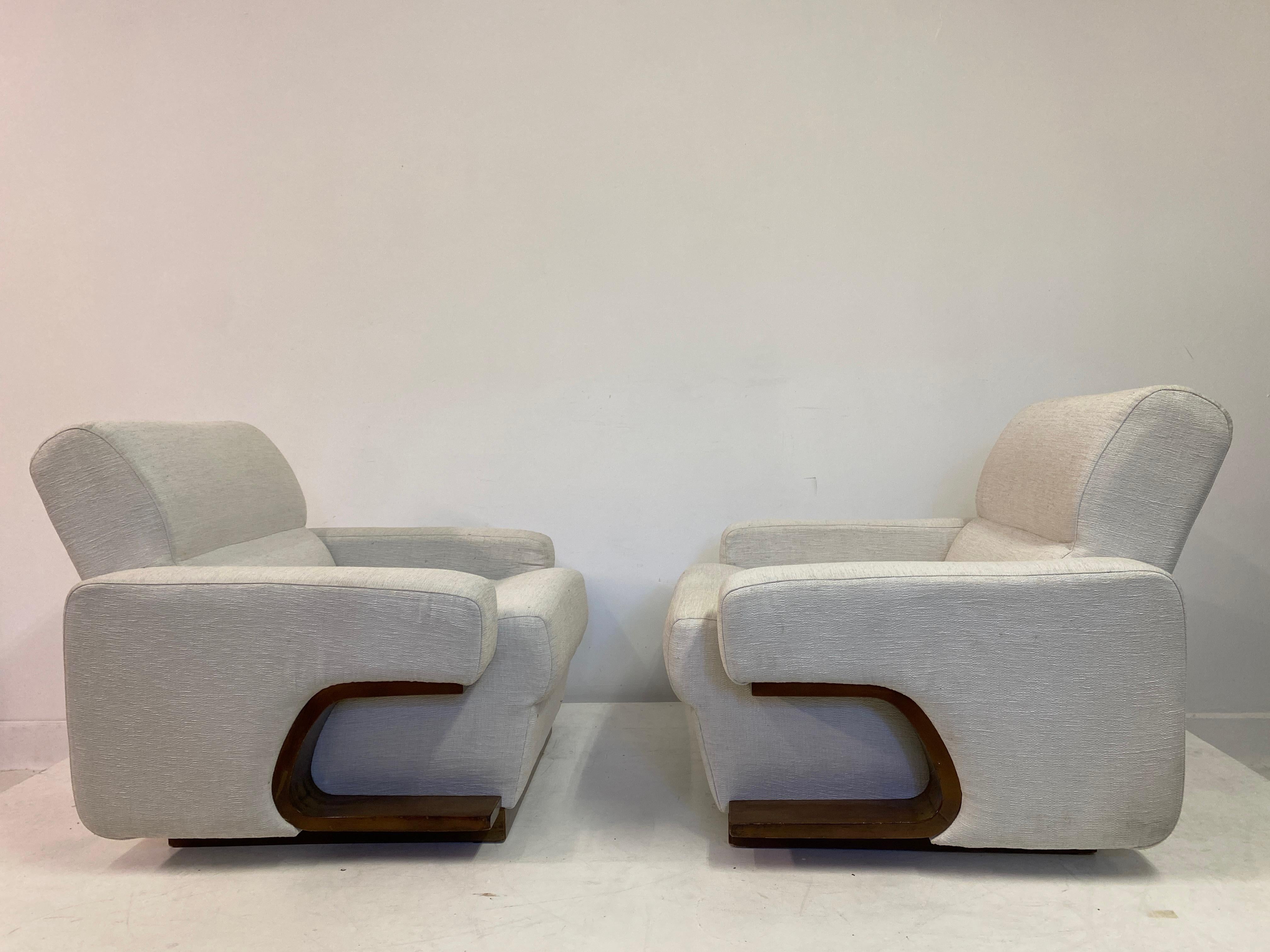 20th Century Pair of 1970s Italian Lounge Chairs For Sale