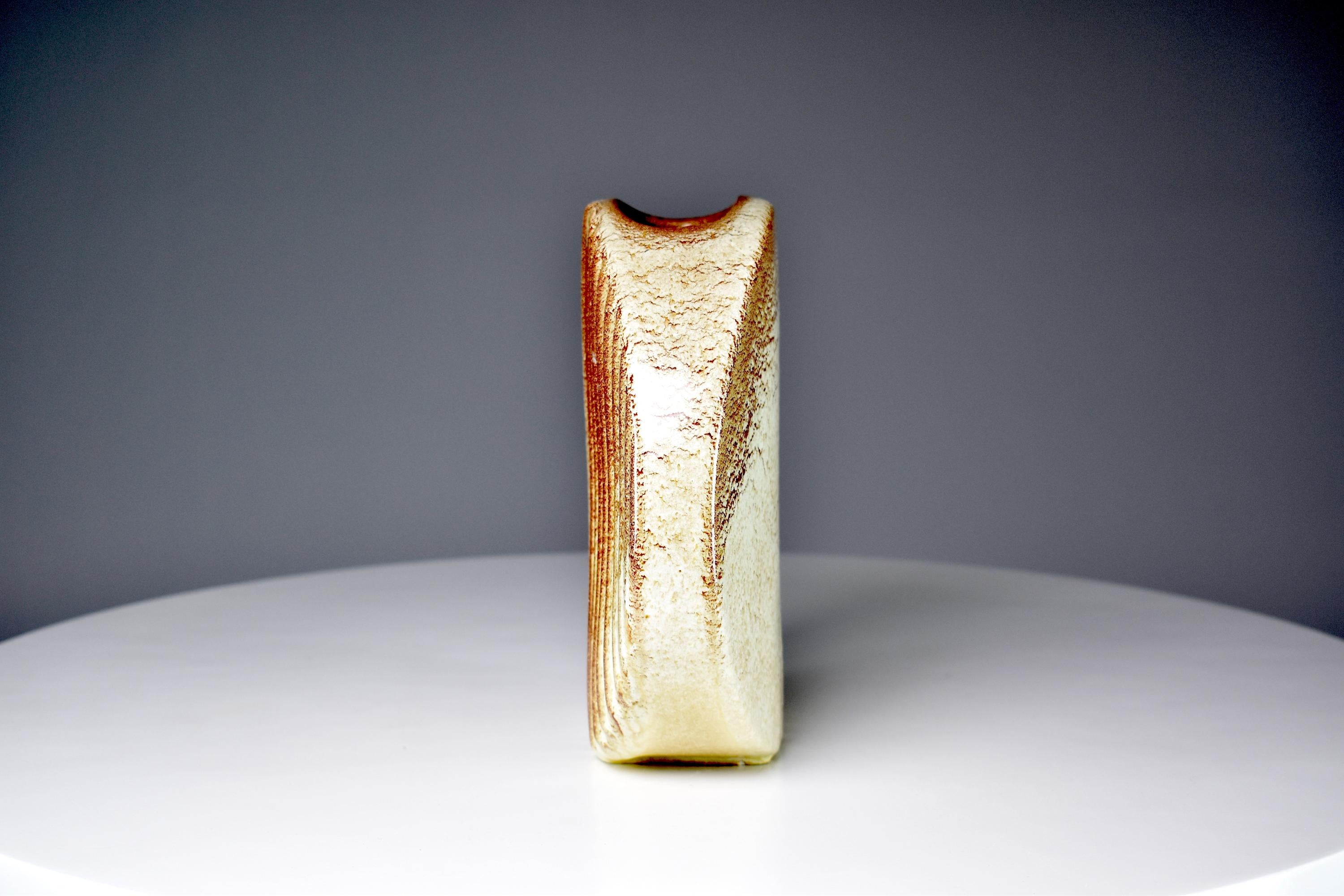 Pair of 1970's Italian Textured Ceramic Vases For Sale 4