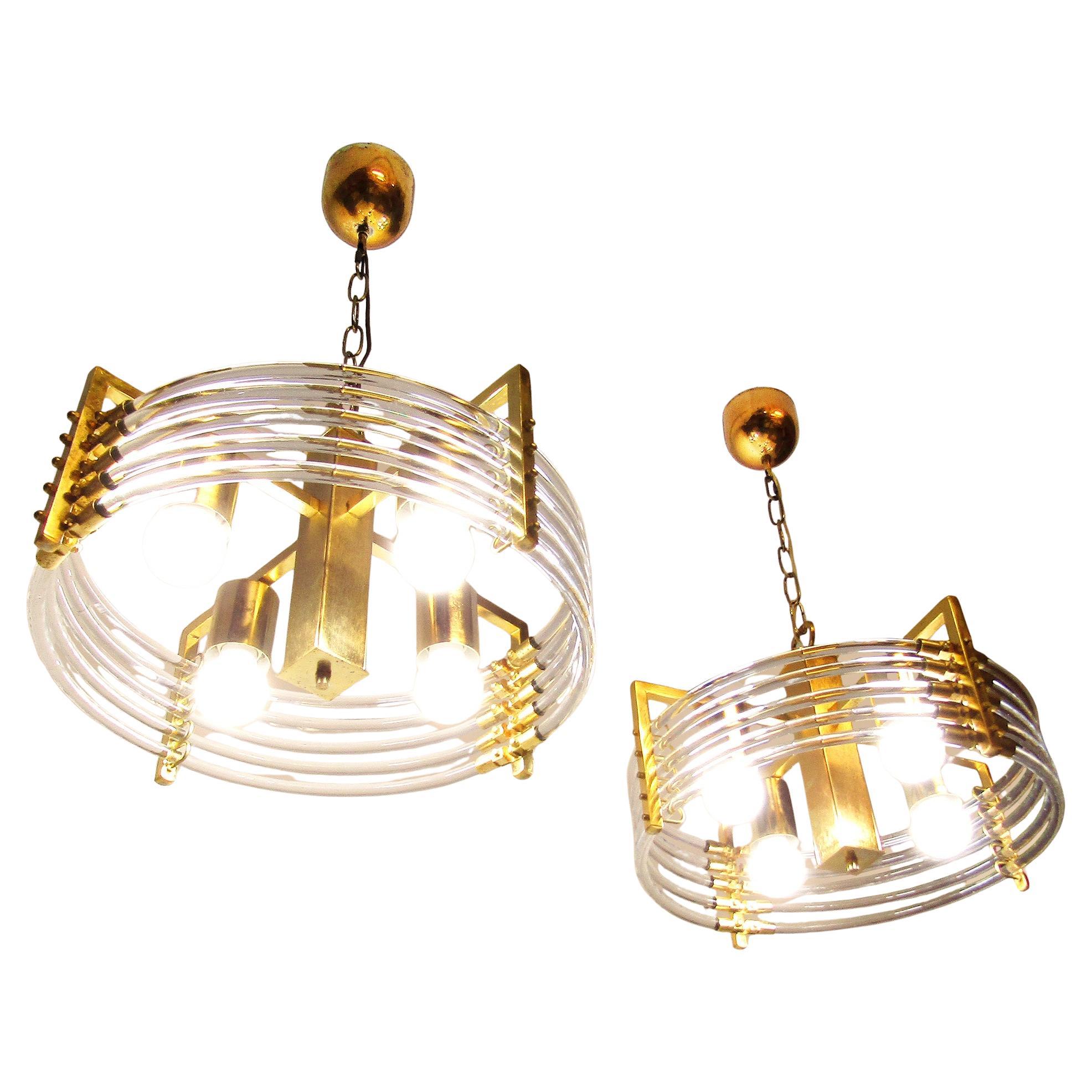 Pair of 1970s Italian UFO Chandeliers by Gaetano Sciolari in Gold 
Murano Glass in vendita