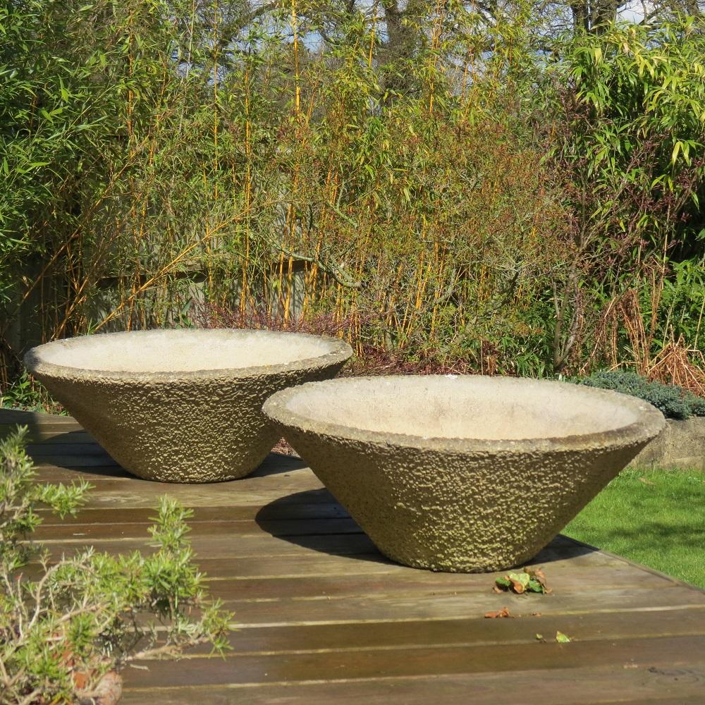 Pair of large concrete garden planters from the 1970s. Very good quality, heavy planter. In good vintage condition, some wear overall and very nicely patinated.

2 identical pairs available.



ST1342a.