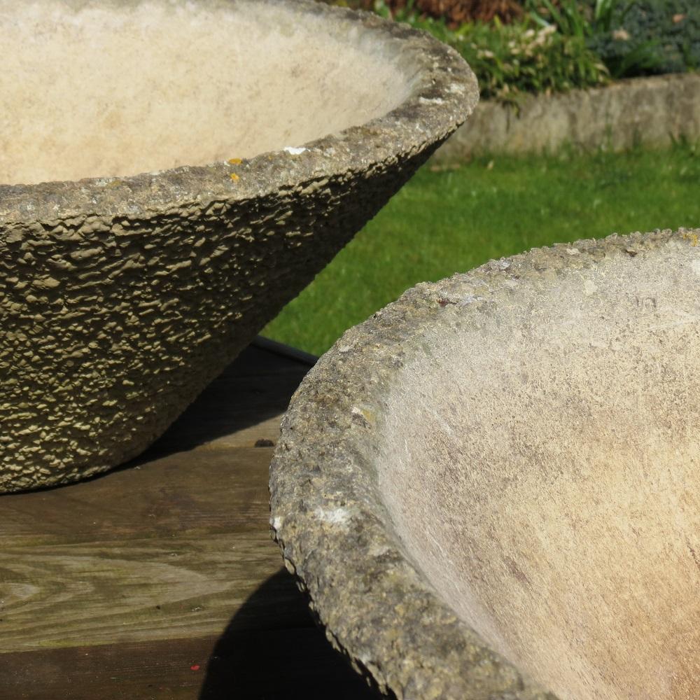 Machine-Made Pair of 1970s Large Circular Round Concrete Garden Planters A
