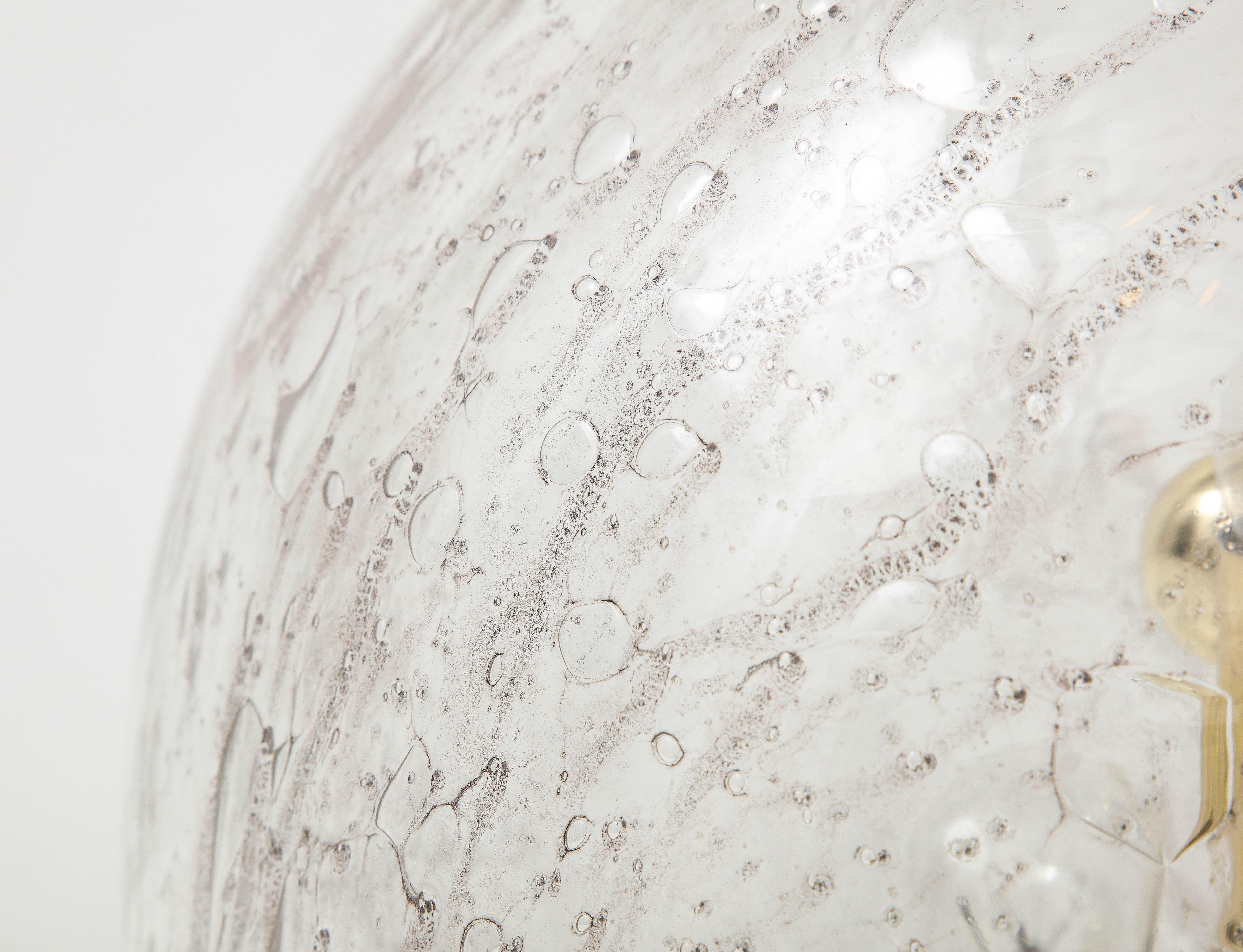 Pareja de grandes lámparas de sobremesa Sputnik de cristal de Murano de los años 70, de Doria Latón en venta