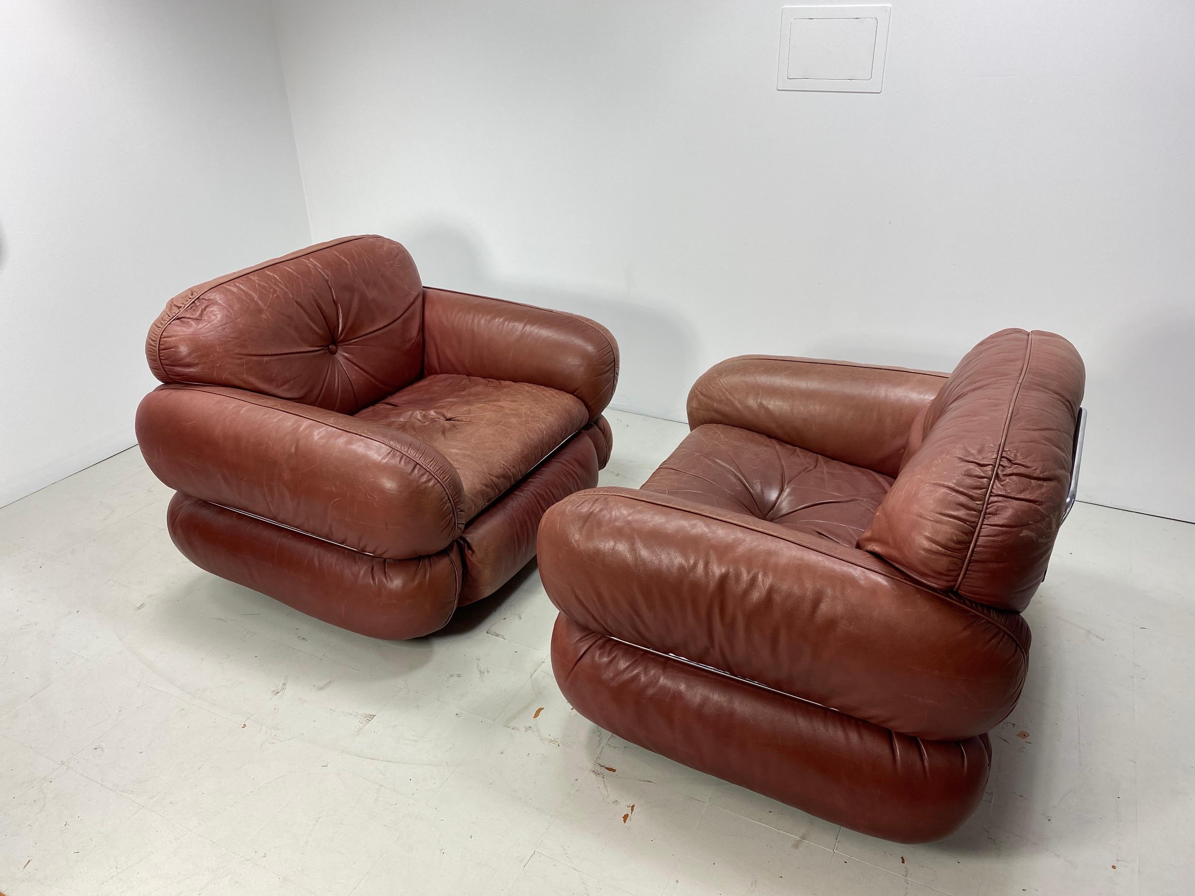 Mid-Century Modern Pair of 1970’s Leather Lounge Chairs by Kurt Hvitsjö For Sale