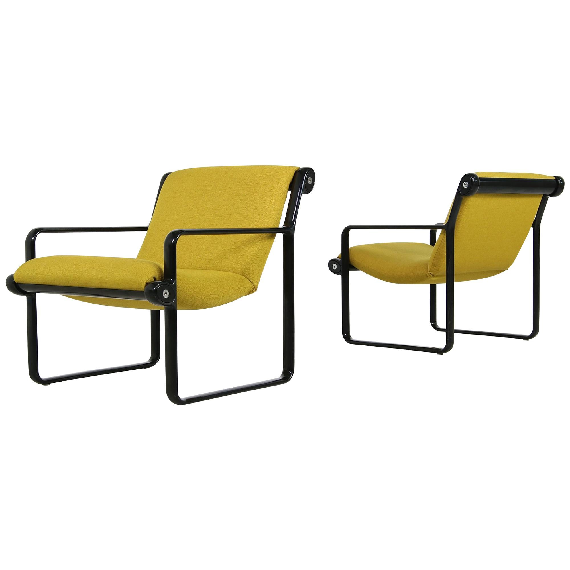 Pair of 1970s Lounge Chairs by Hannah & Morrison for Knoll Dark Yellow & Black For Sale