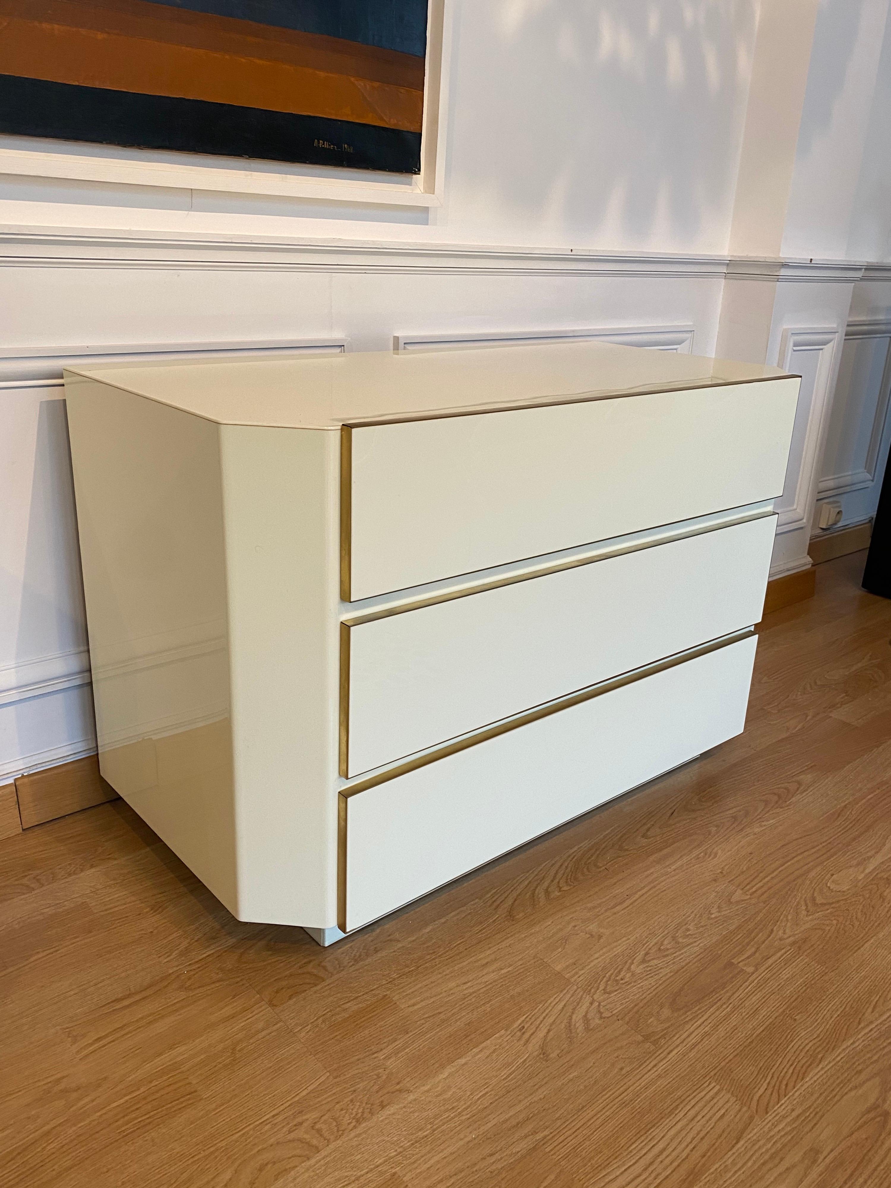 Pair of 1970s Lucite and Brass Chest of Drawers 3