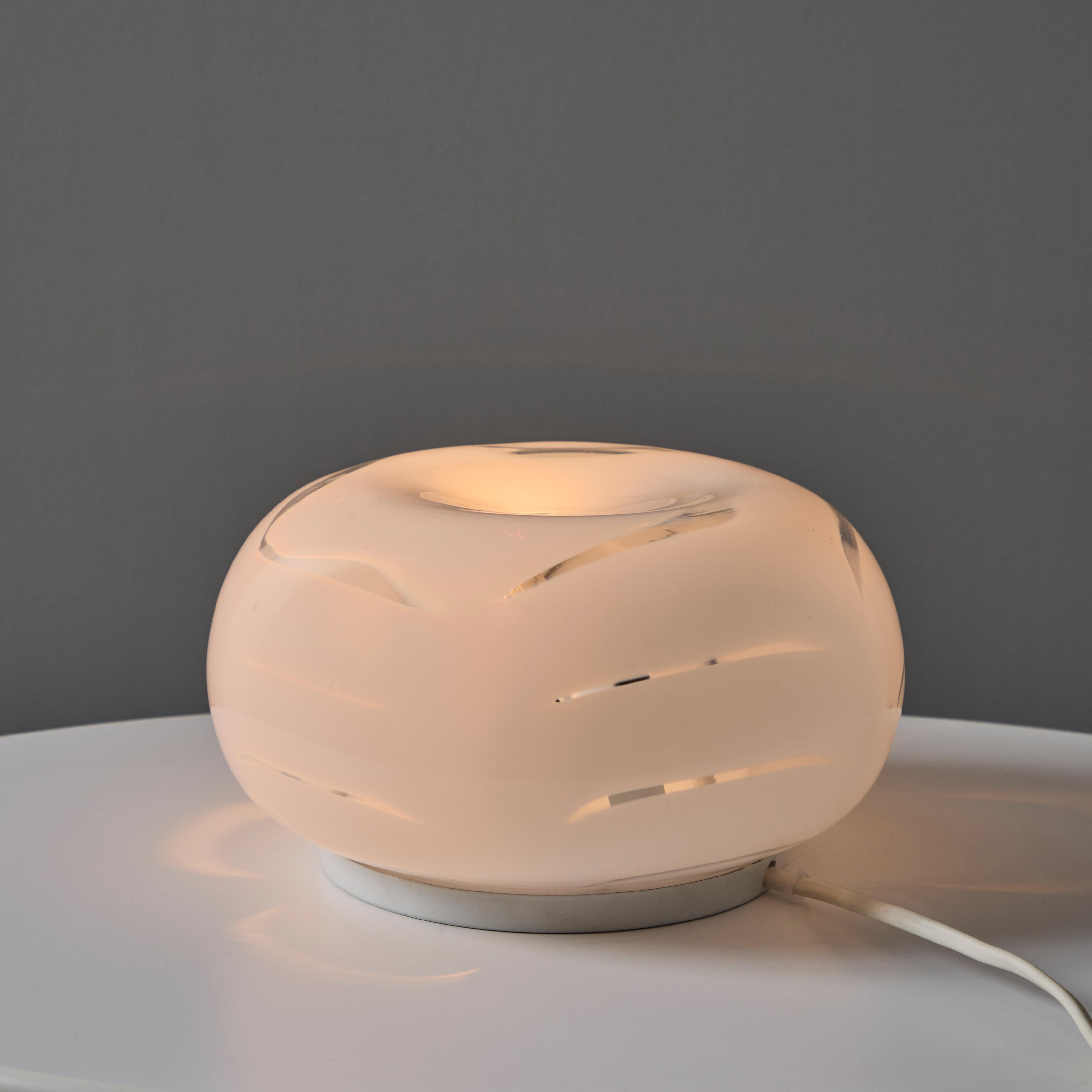 20th Century Pair of 1970s Mazzega Murano Glass Swirl Table Lamps For Sale