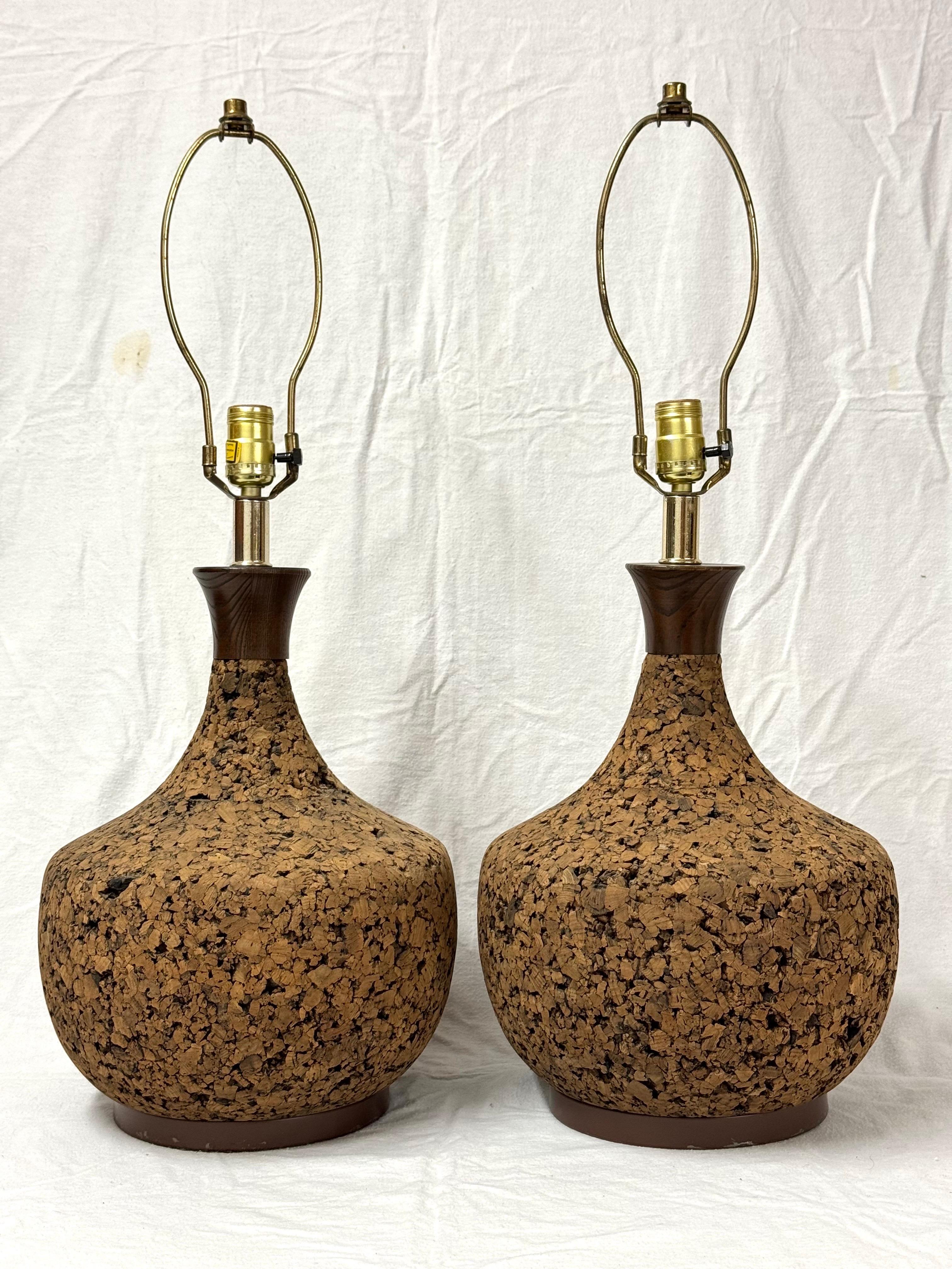 Paire de lampes en liège des années 1970 The Modernity en vente 1