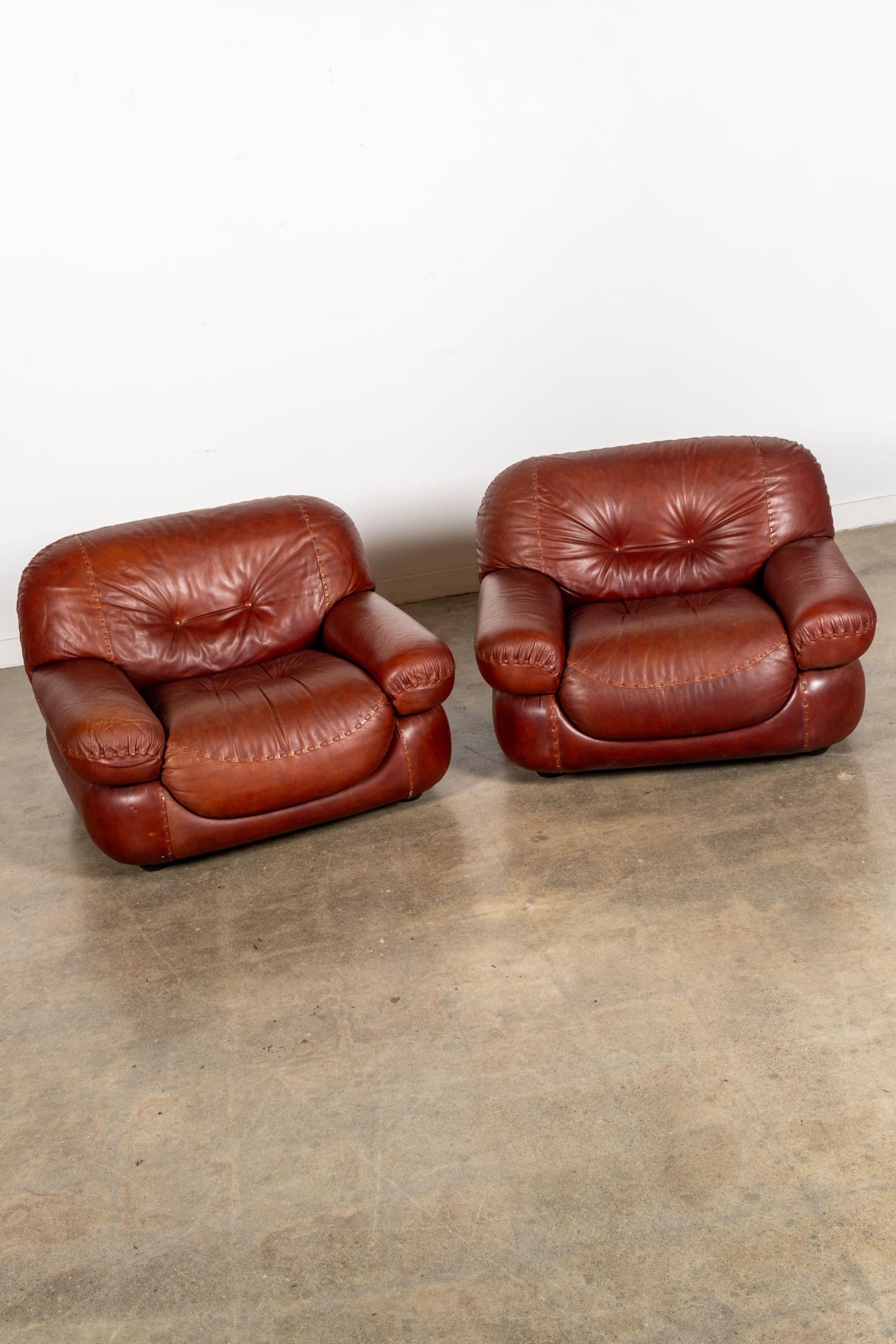 Leather Pair of 1970s Mobil Girgi Sapporo Armchairs by Mario Marenco