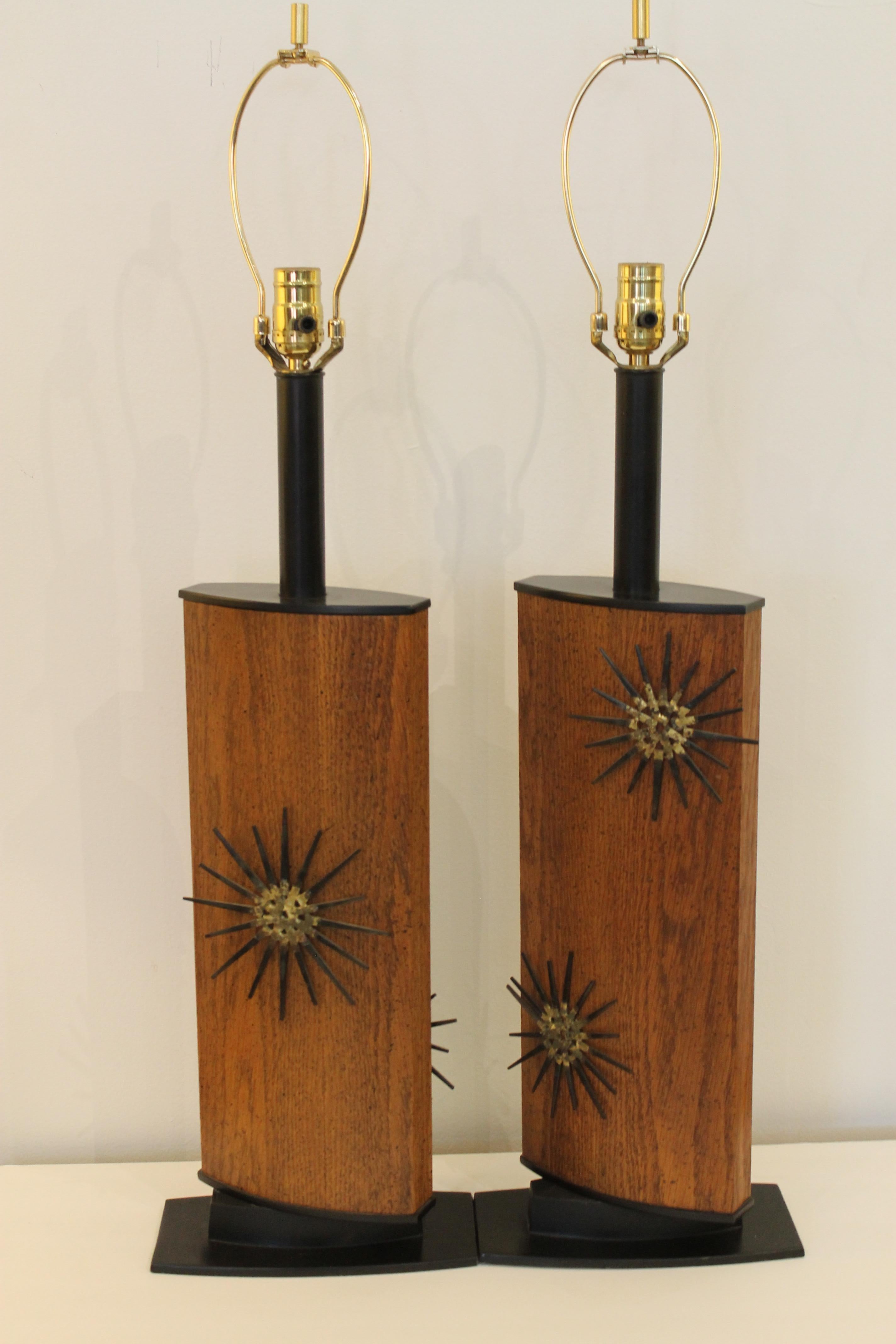 Steel Pair of 1970s Modern Lamps with Nail Art Sunbursts For Sale