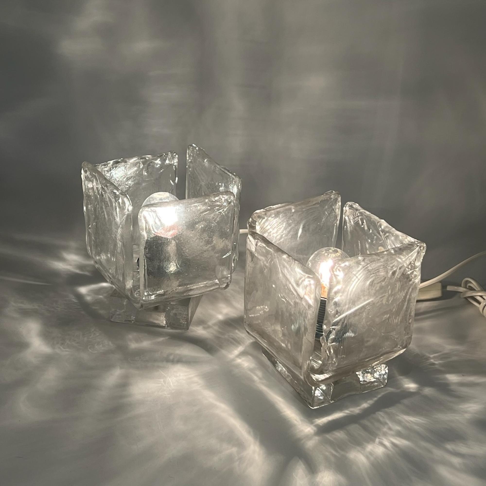 Paire de lampes en verre de Murano des années 1970 par Carlo Nason-Artisanal Excellence  en vente 5