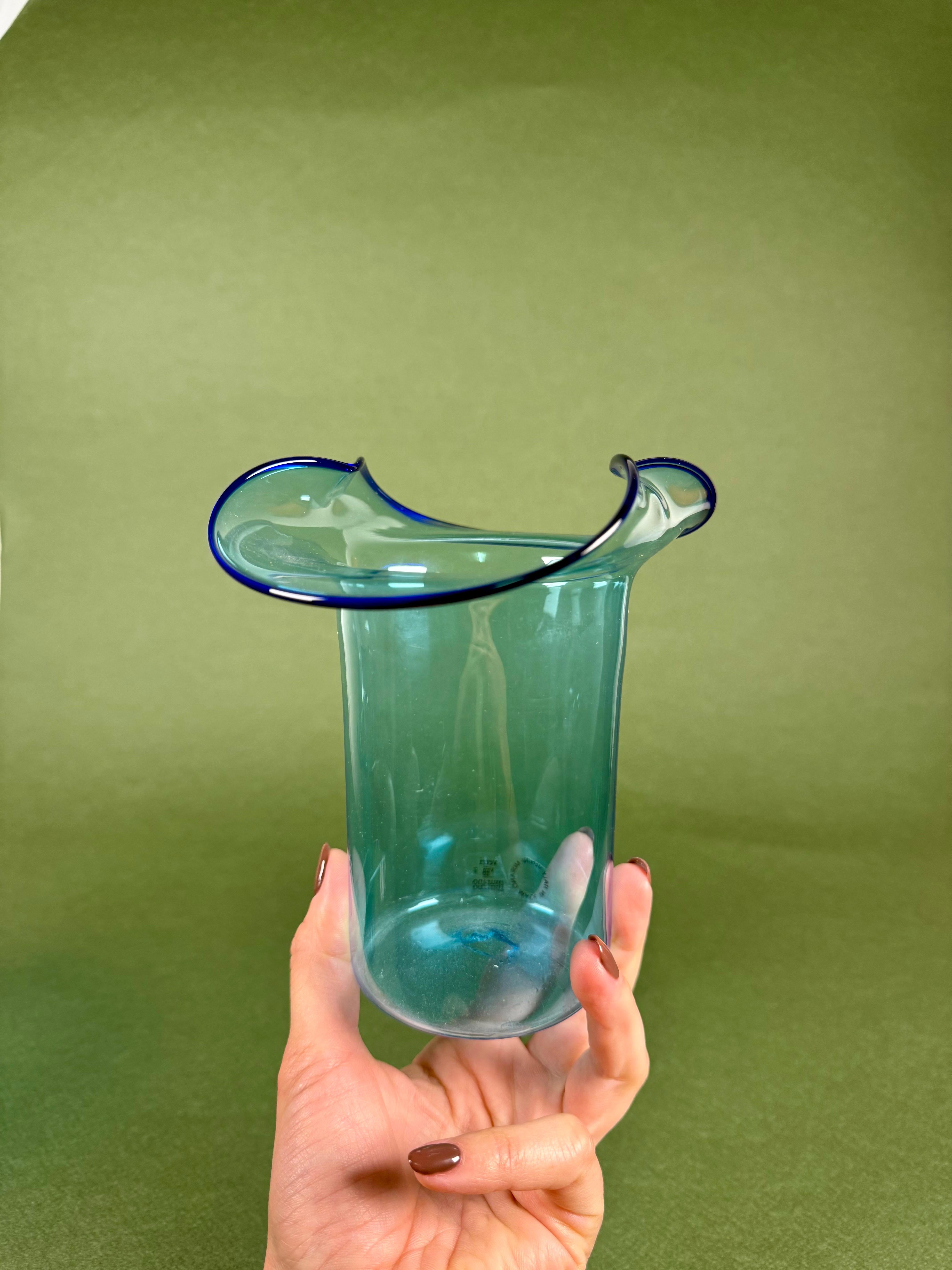 Mid-Century Modern Paire de vases en verre de Murano des années 1970 en vente