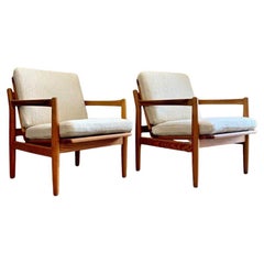 Pair of 1970s Norwegian Reclining Lounge Chairs