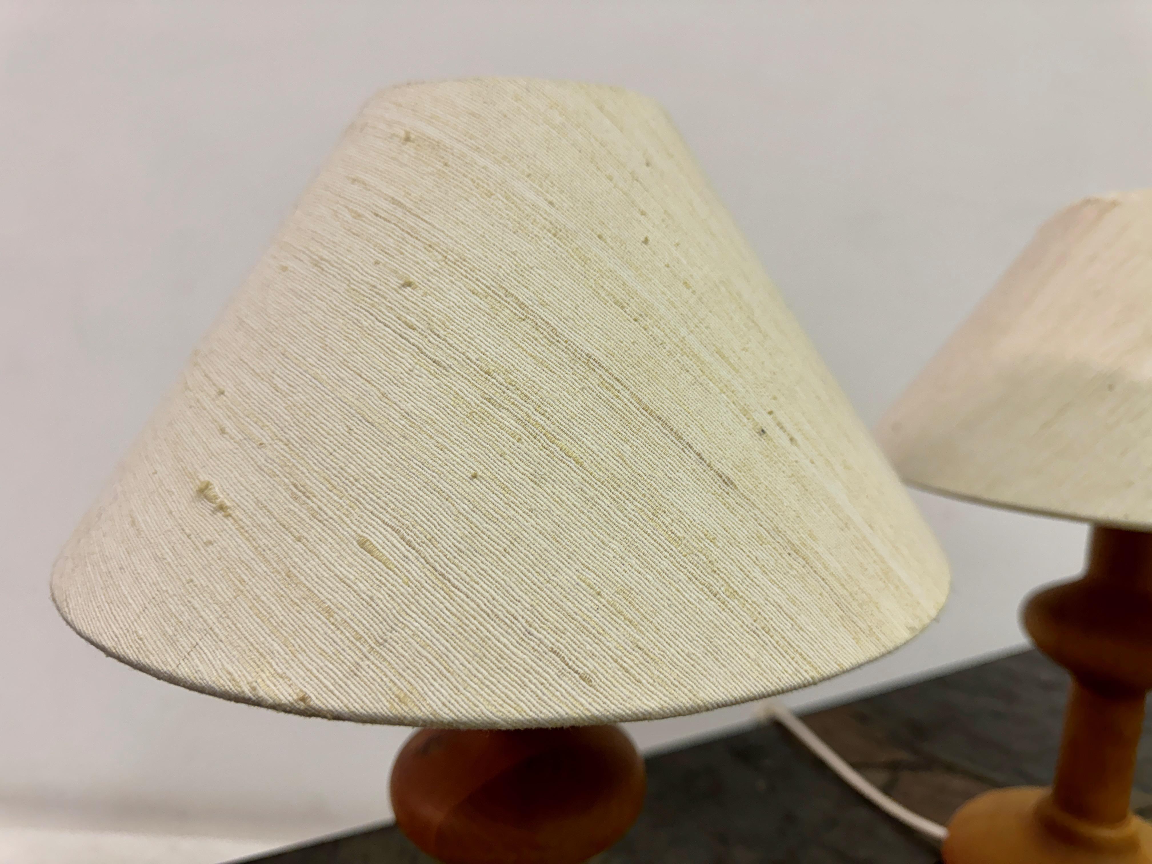 Dutch Pair of 1970s Organic Turned Wooden Table Lamps For Sale