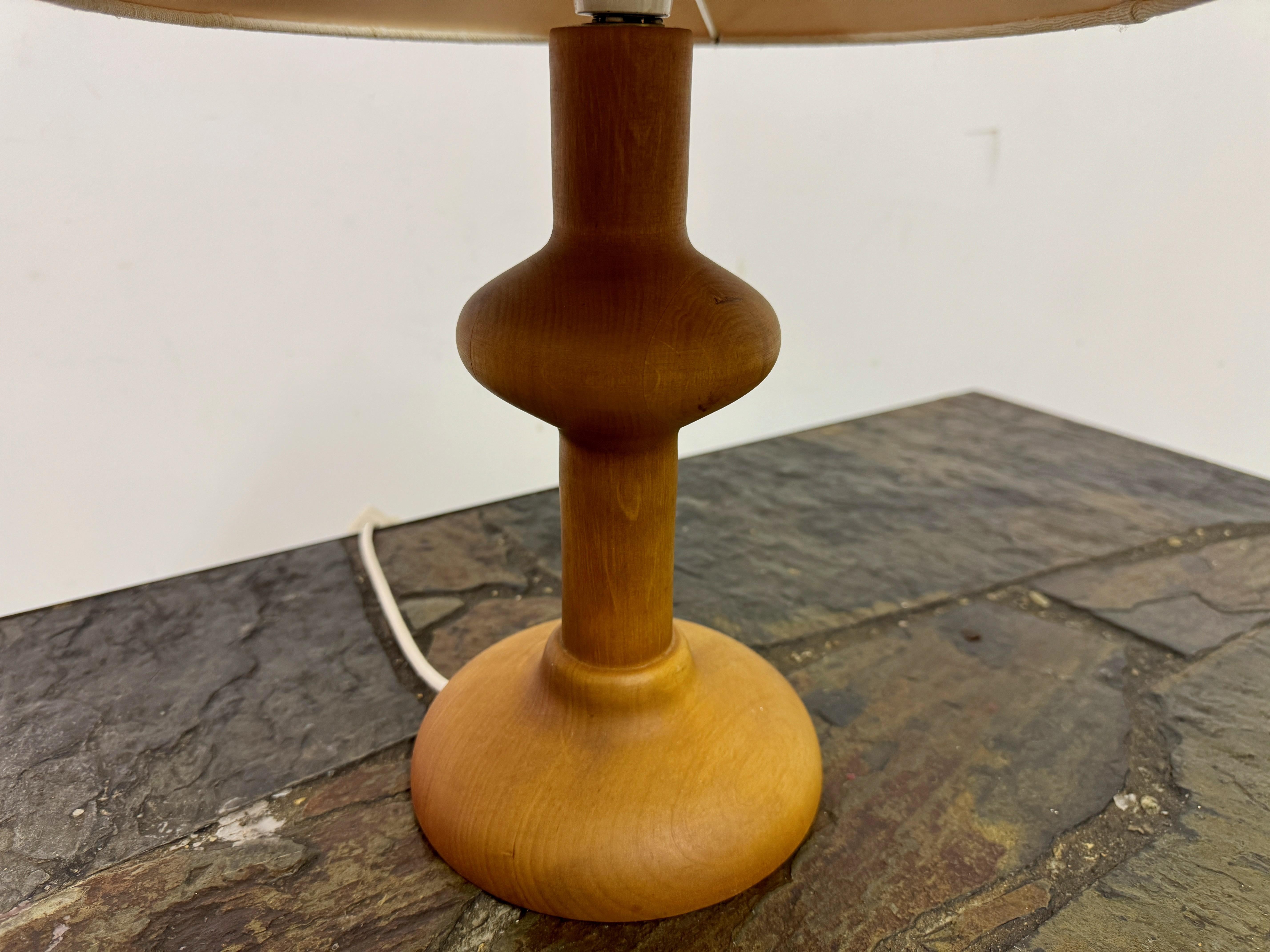 Pair of 1970s Organic Turned Wooden Table Lamps In Good Condition For Sale In London, London