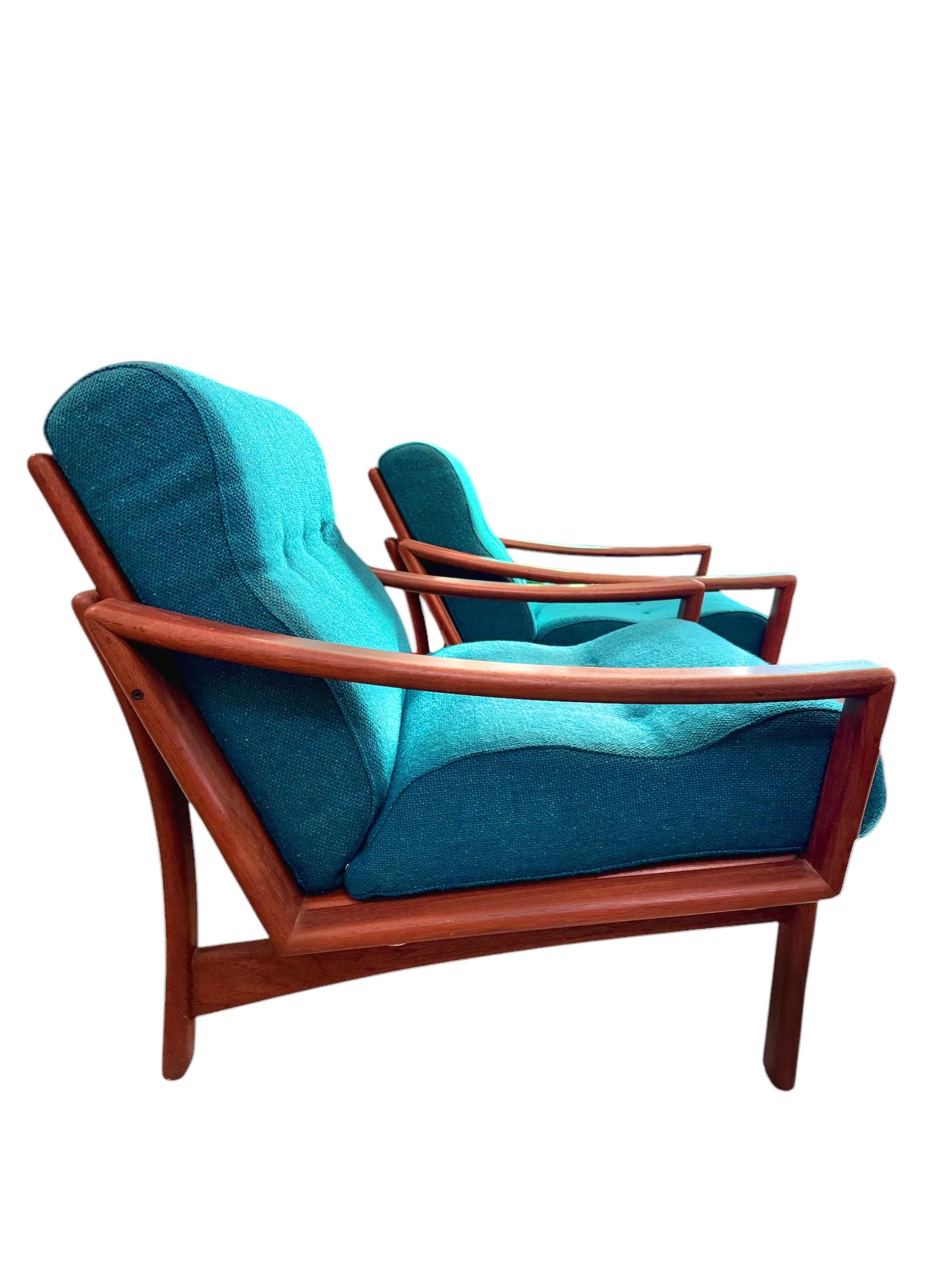 Pair of 1970s Original Glostrup Møbelfabrik Teak Lounge Chairs 1