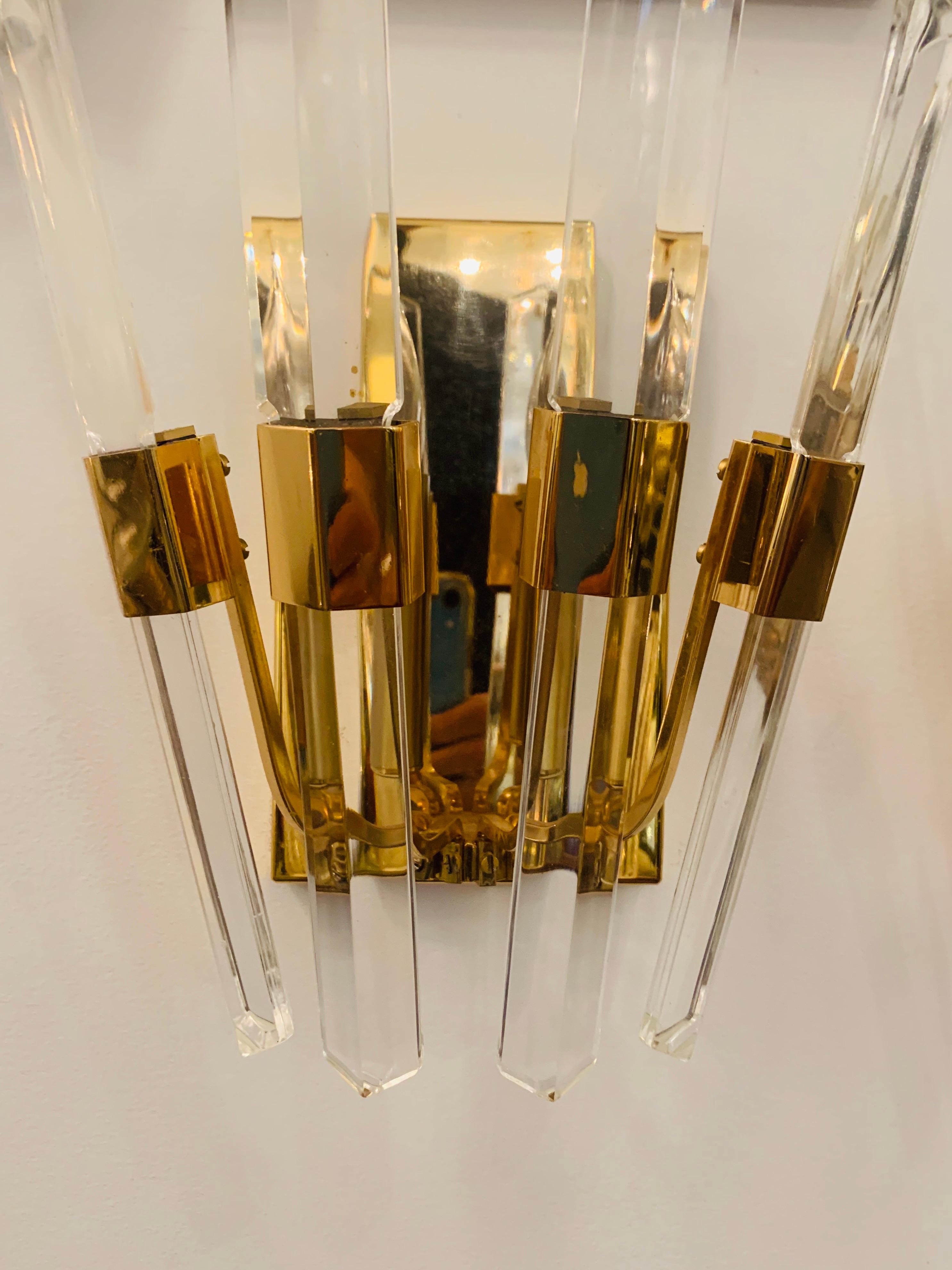 Pair of 1970s Oscar Torlasco Golden Crystal Wall Lights For Sale 8