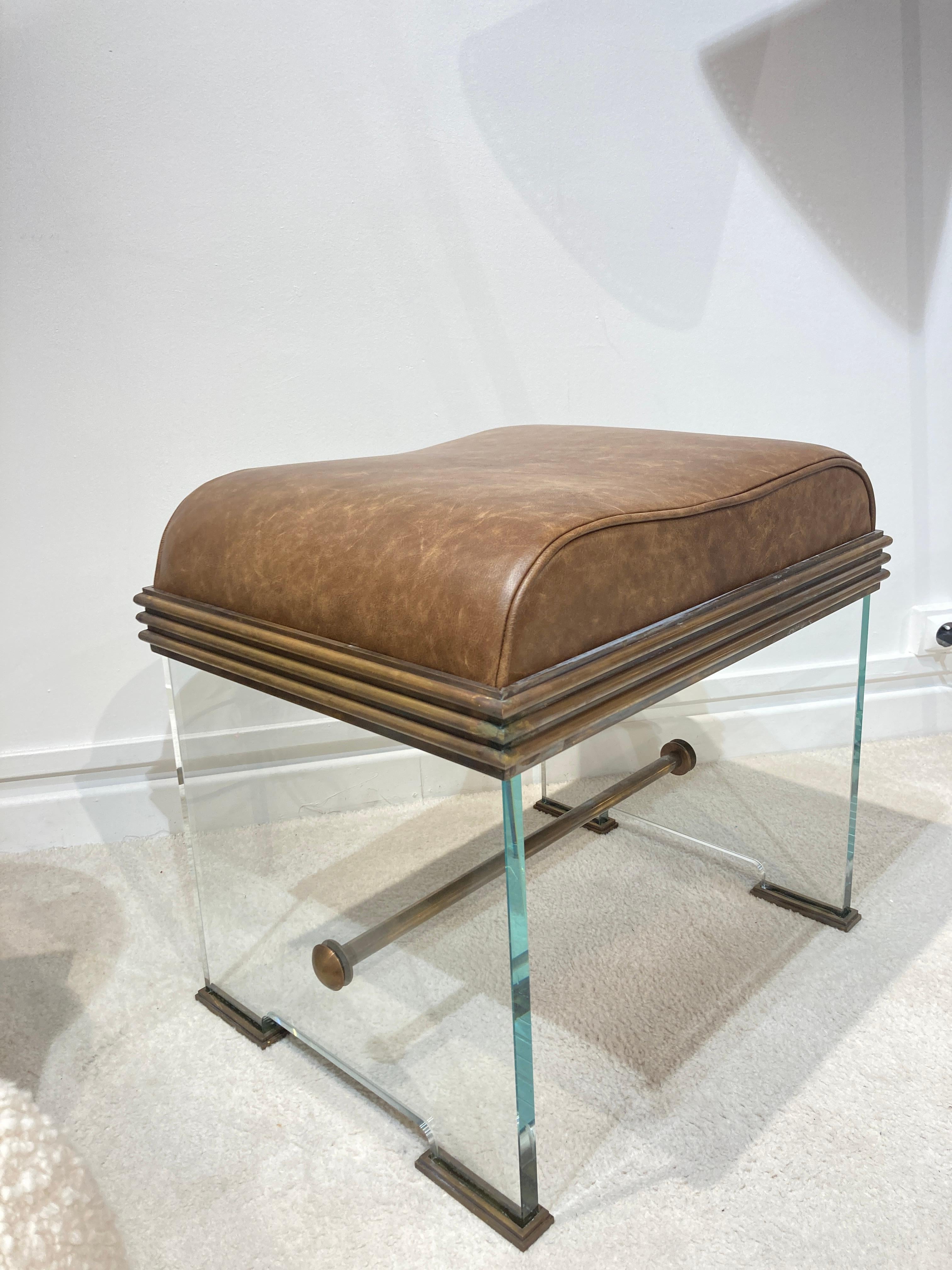 Italian Pair of 1970's ottomans in glass Attributed to Pietro Chiesa for Fontana Arte For Sale