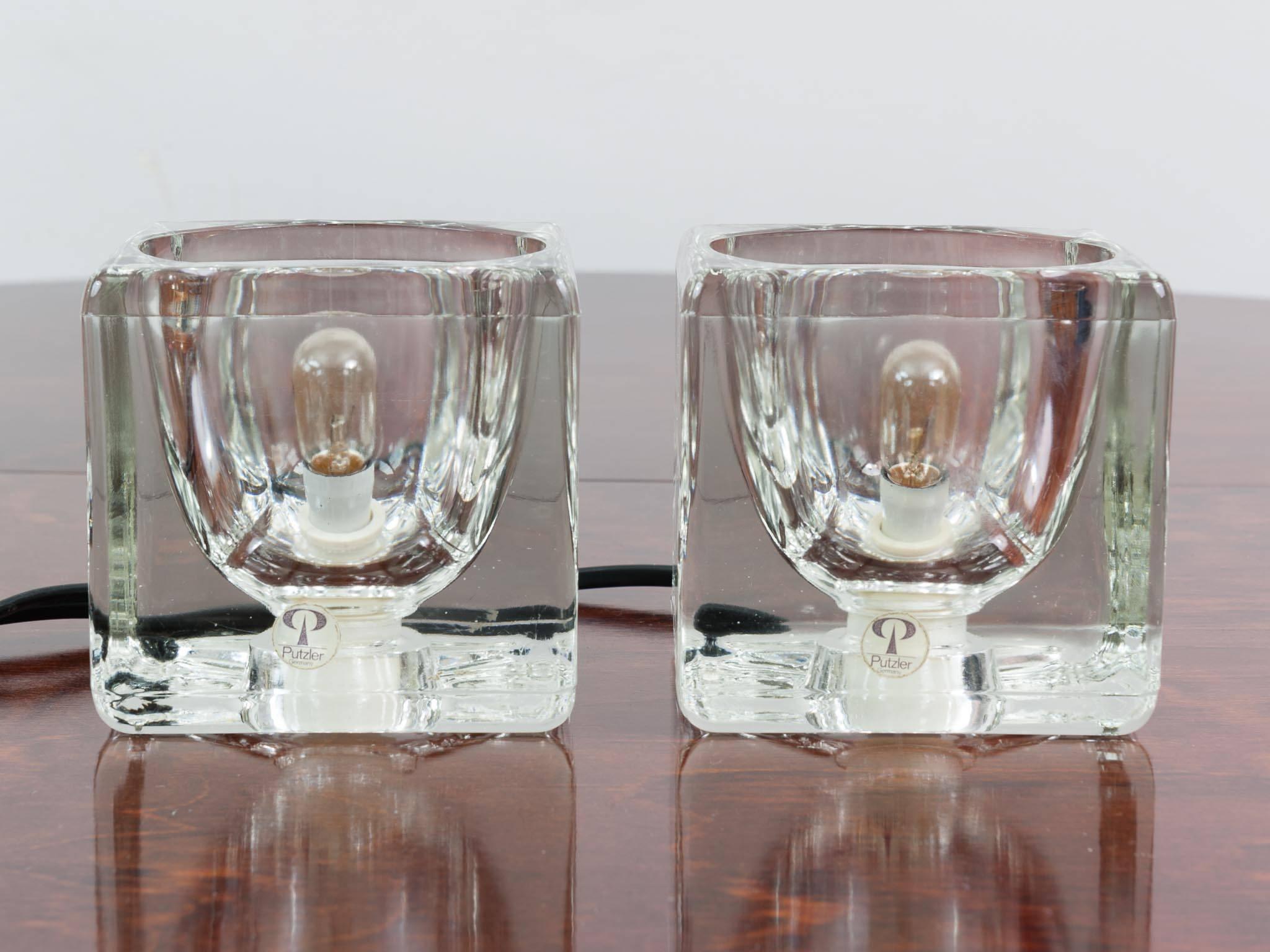 Pair of 1970s Peill & Putzler German Vintage Clear Glass Cube Lights In Good Condition In London, GB