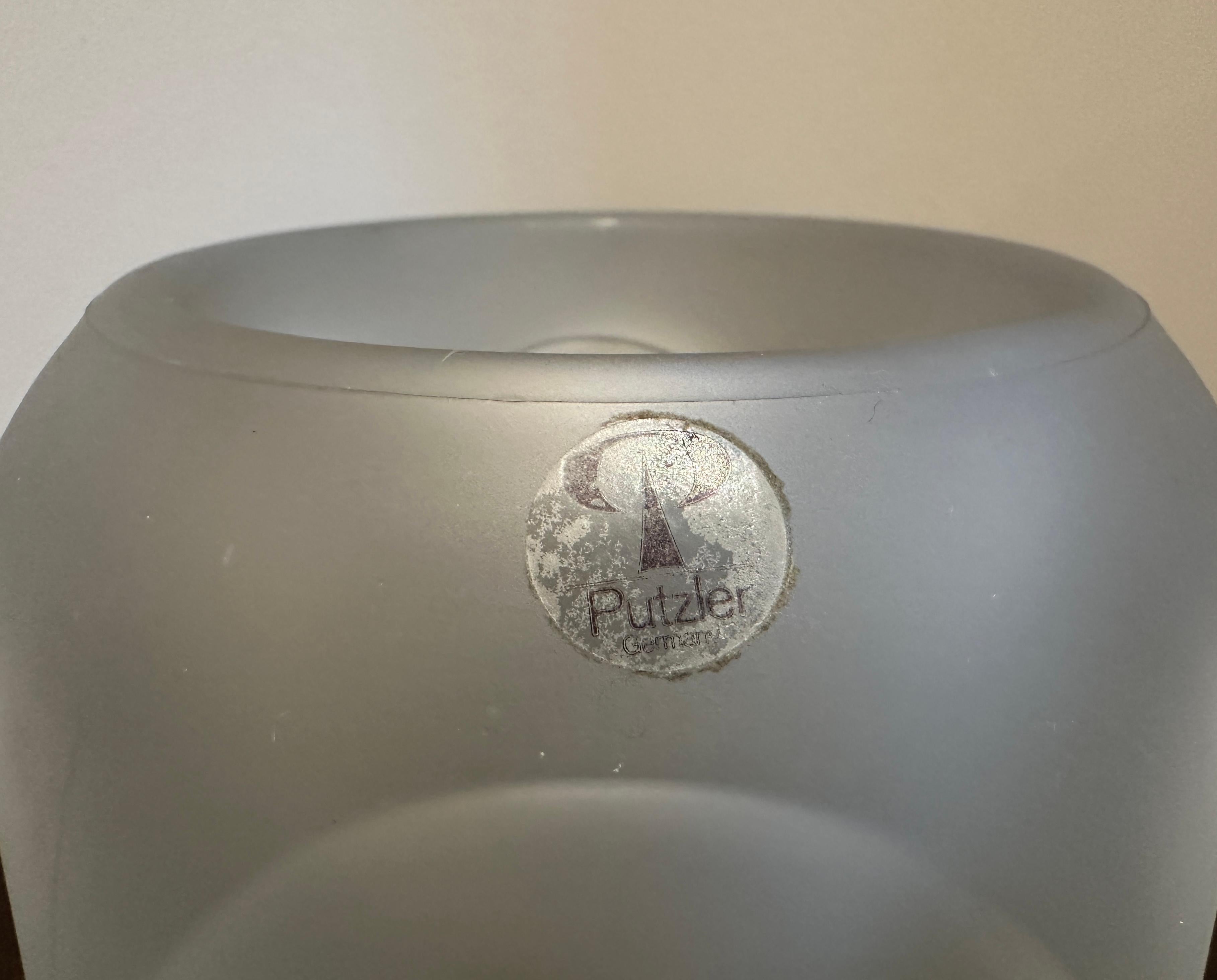 Paar 1970er Peill & Putzler Tischlampen aus mattiertem, gerundetem Glas im Angebot 9