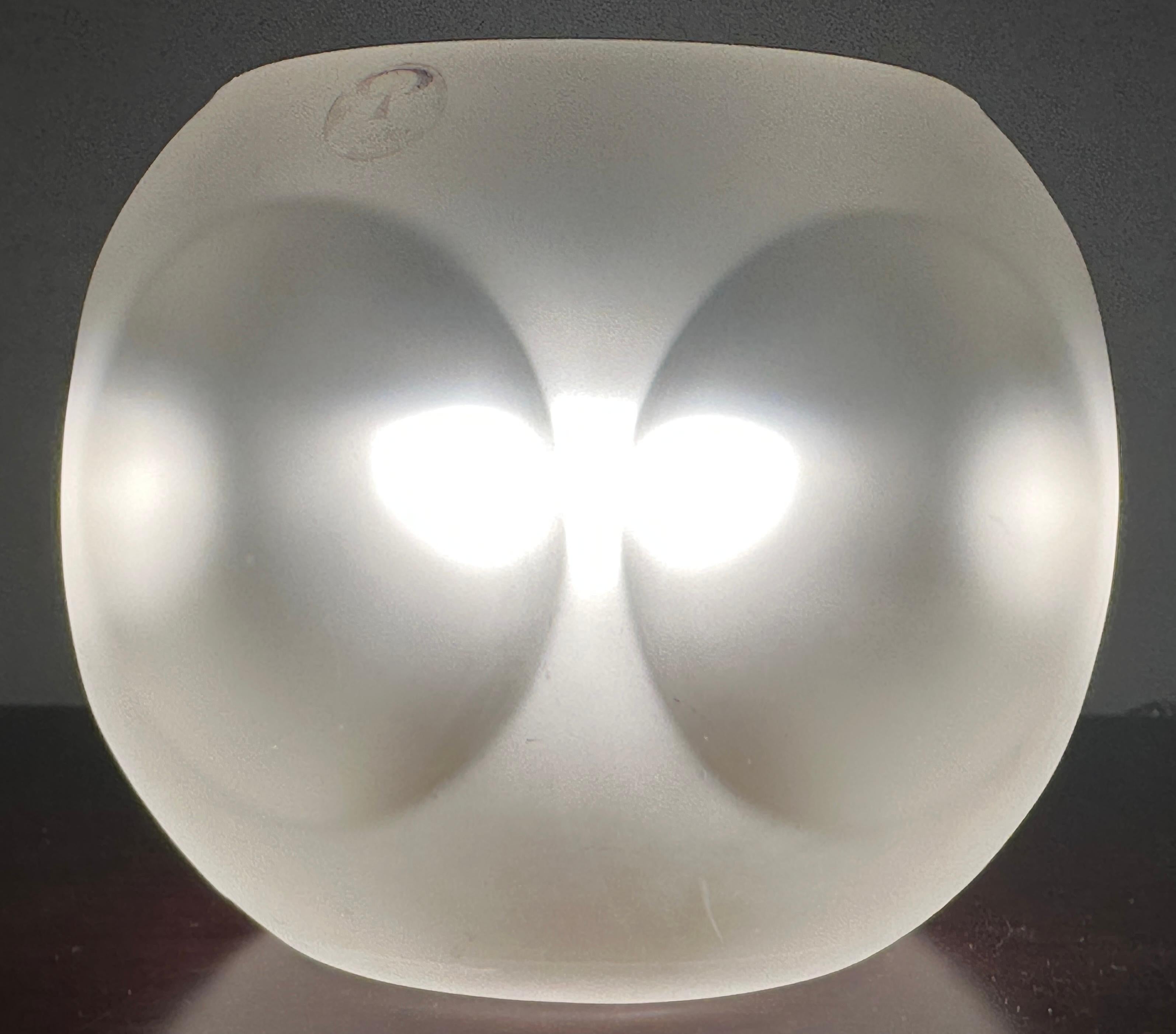 Paar 1970er Peill & Putzler Tischlampen aus mattiertem, gerundetem Glas im Angebot 2