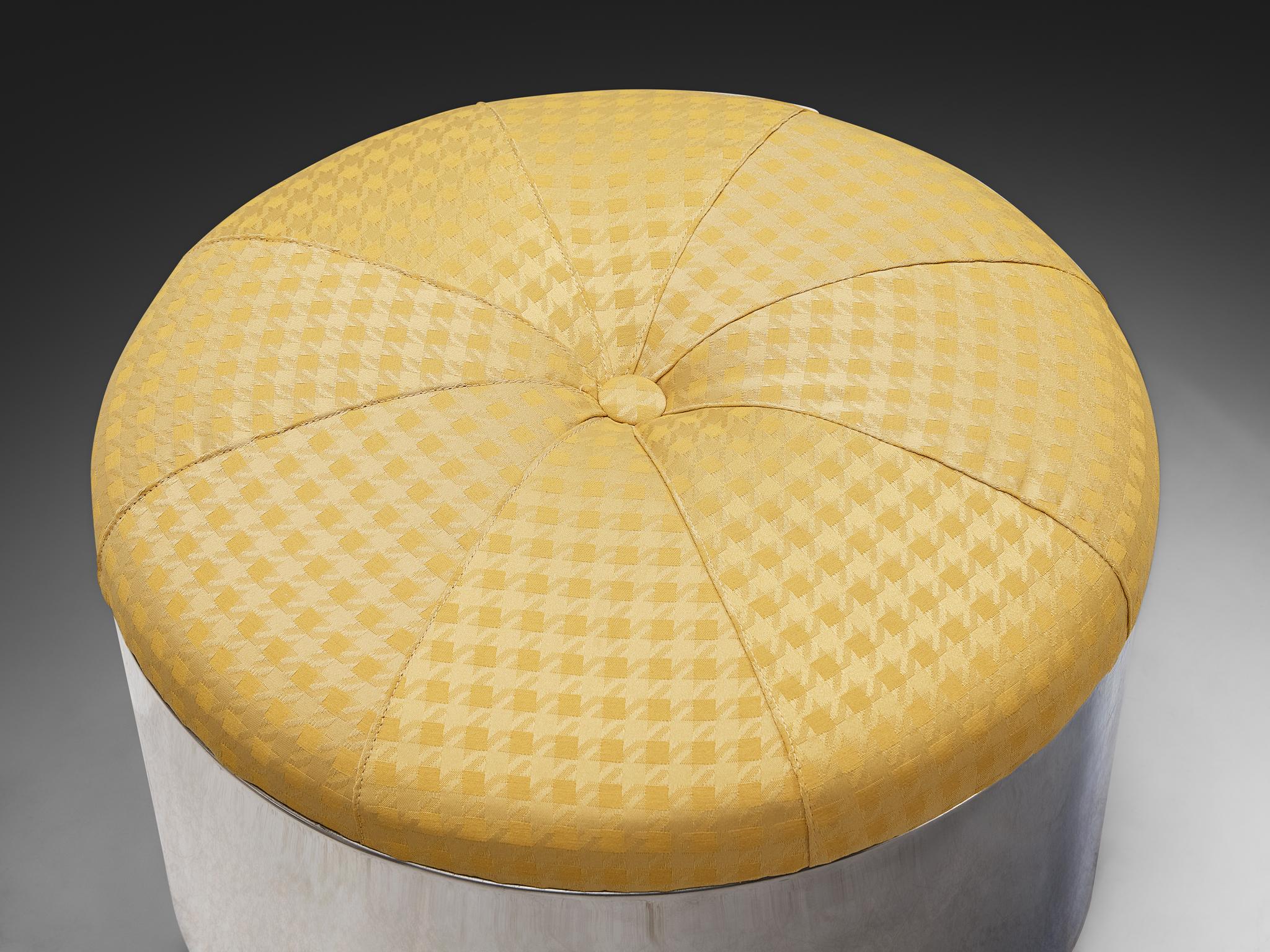 Pair of 1970s Post-Modern Movable Ottomans in Chromed Steel For Sale 5