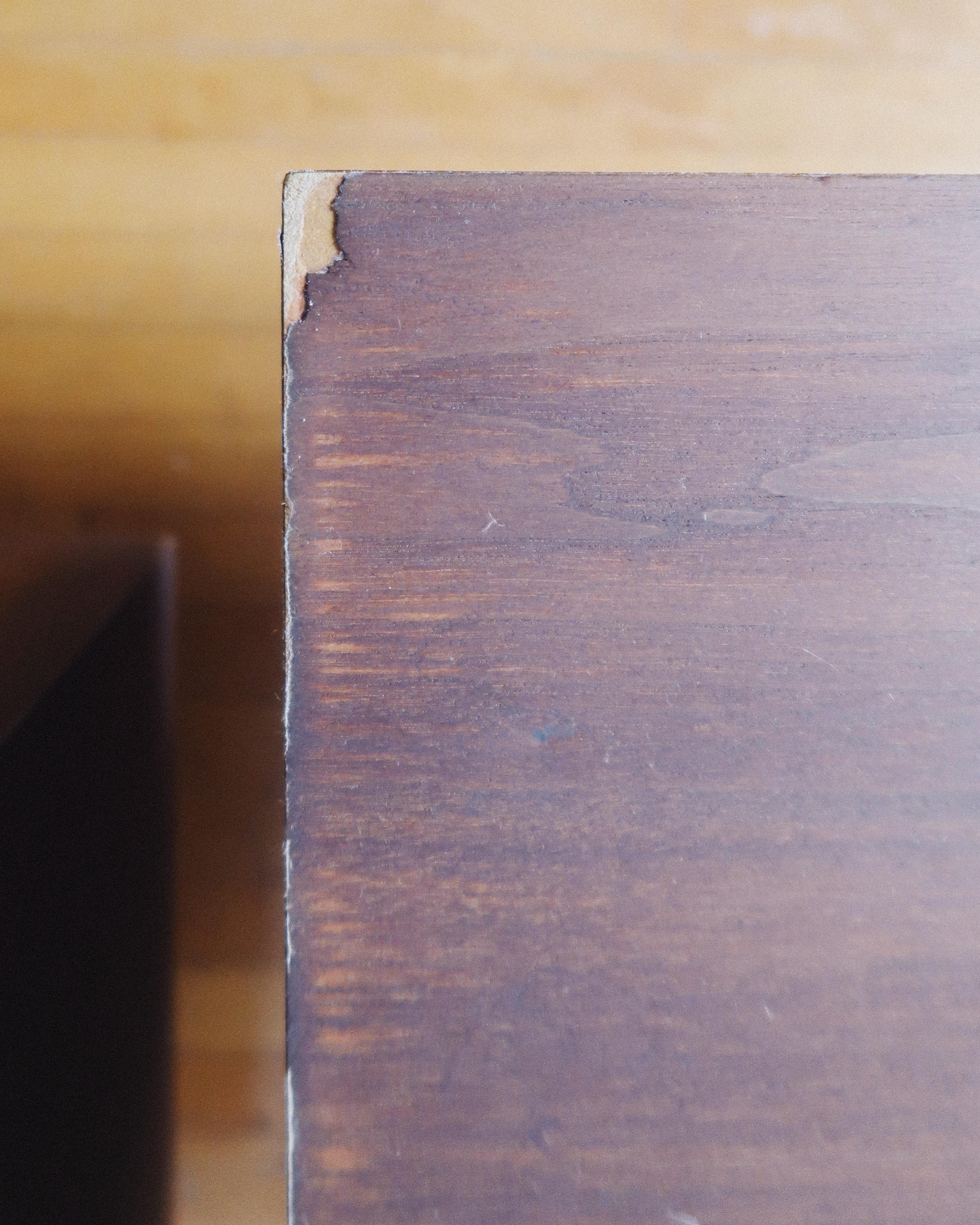 Pair of 1970s Postmodern Plinth End Tables en vente 3