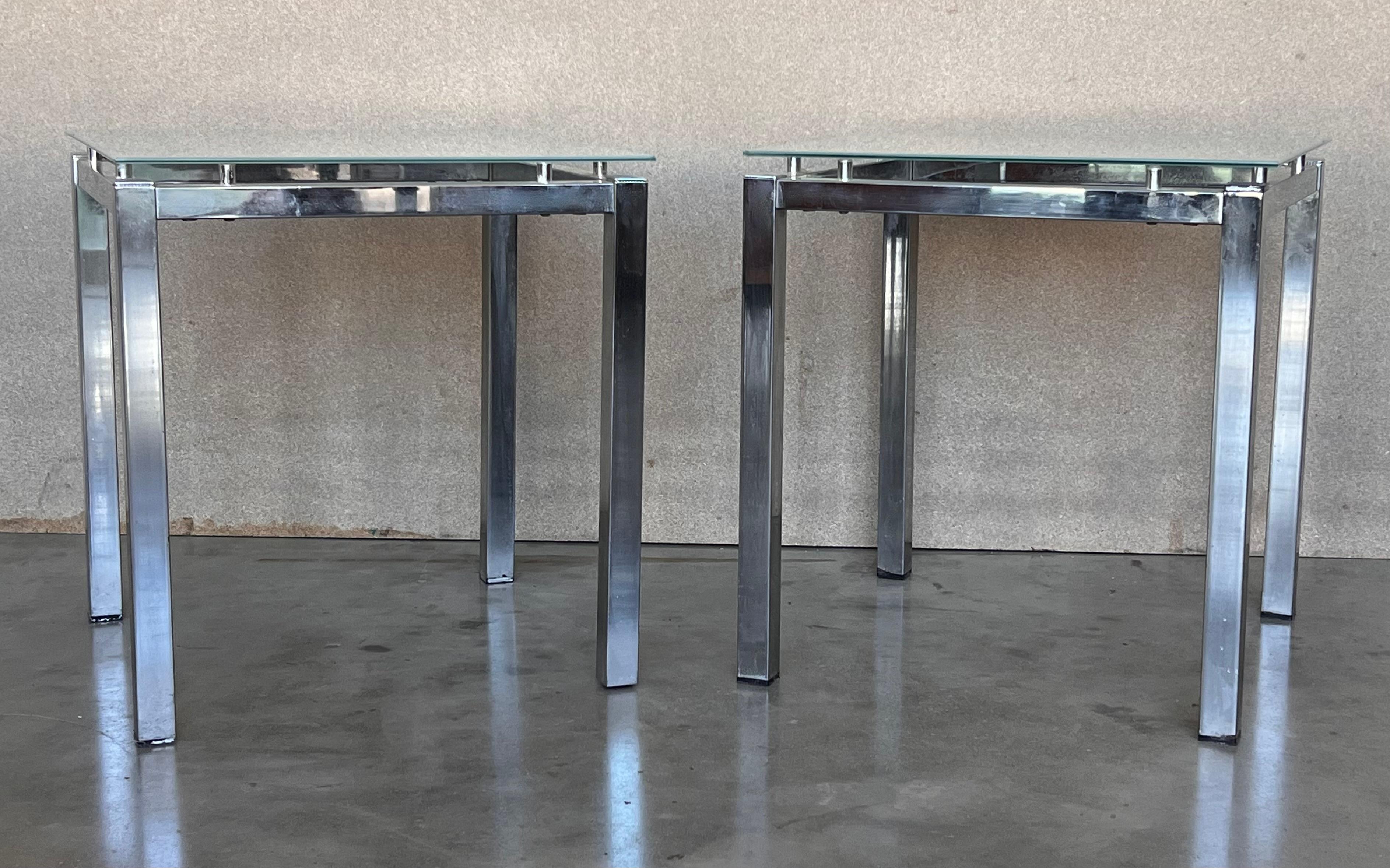 Italian Pair of 1970s Postmodern Side Tables For Sale