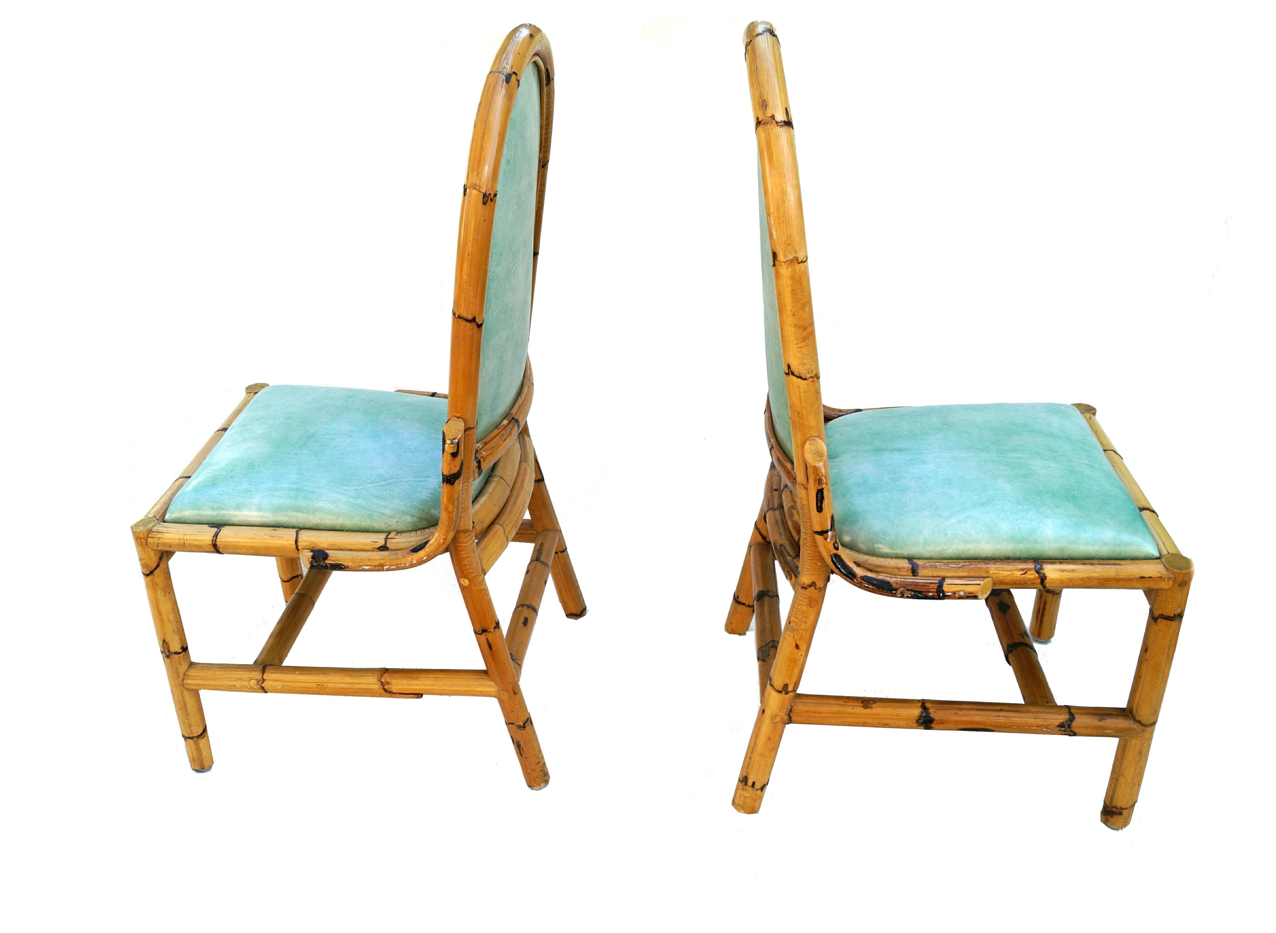 Paire de chaises d'appoint en rotin des années 1970, aspect bambou Décoration côtière en vente 4