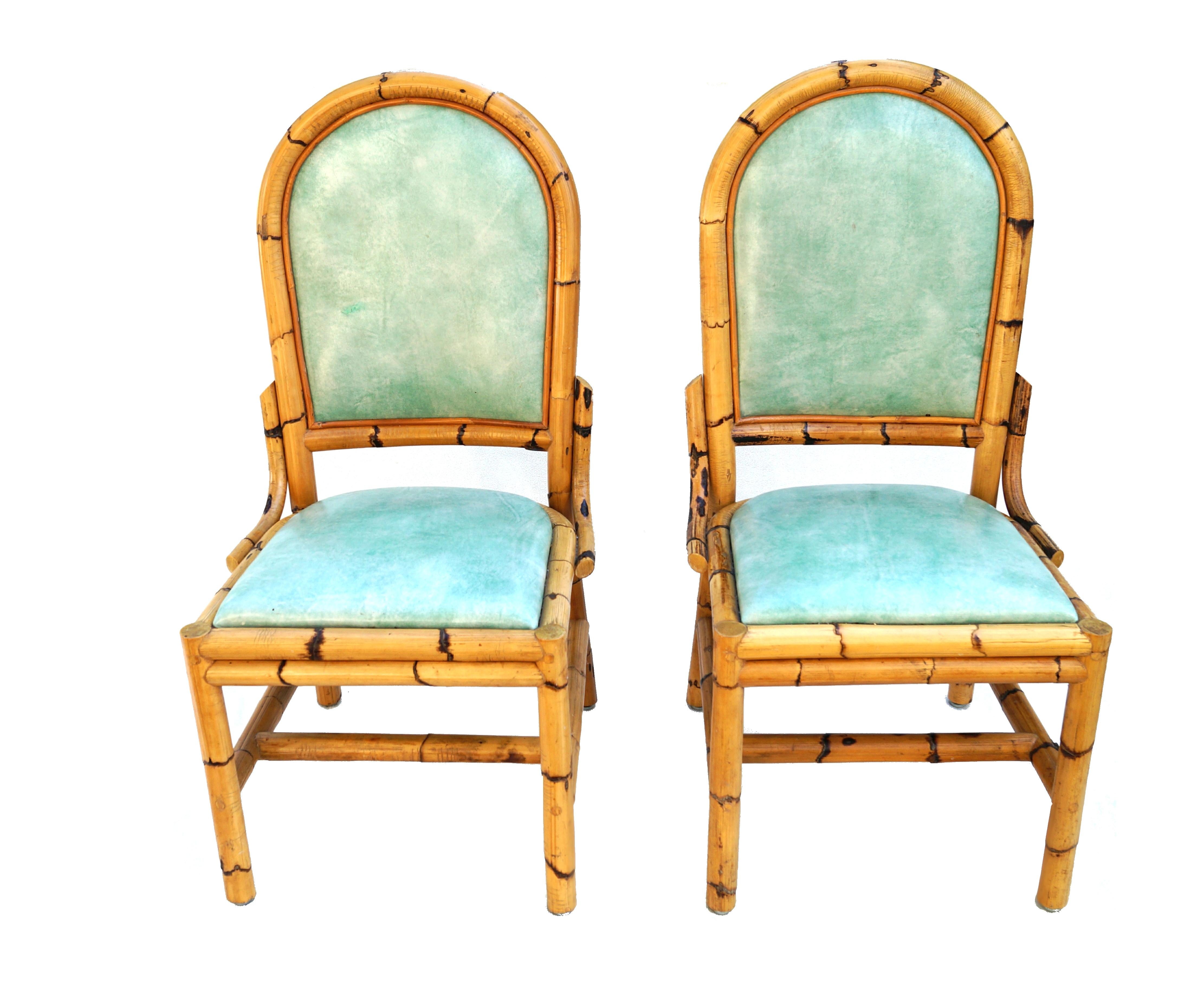 Paire de chaises d'appoint en rotin des années 1970, aspect bambou Décoration côtière en vente 6