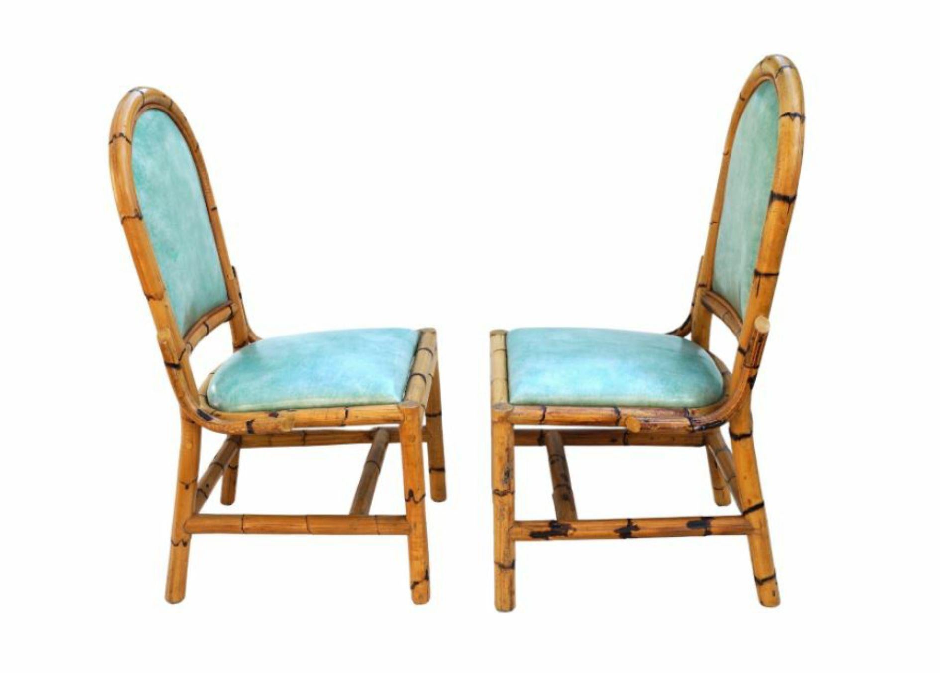 Rotin Paire de chaises d'appoint en rotin des années 1970, aspect bambou Décoration côtière en vente
