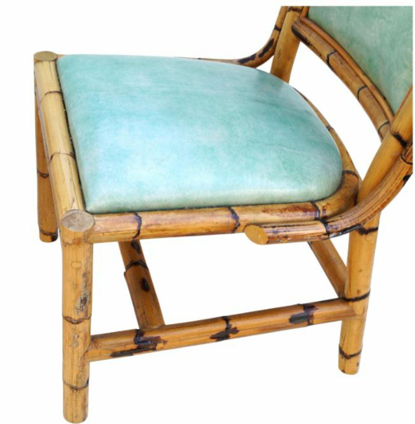 Paire de chaises d'appoint en rotin des années 1970, aspect bambou Décoration côtière en vente 2