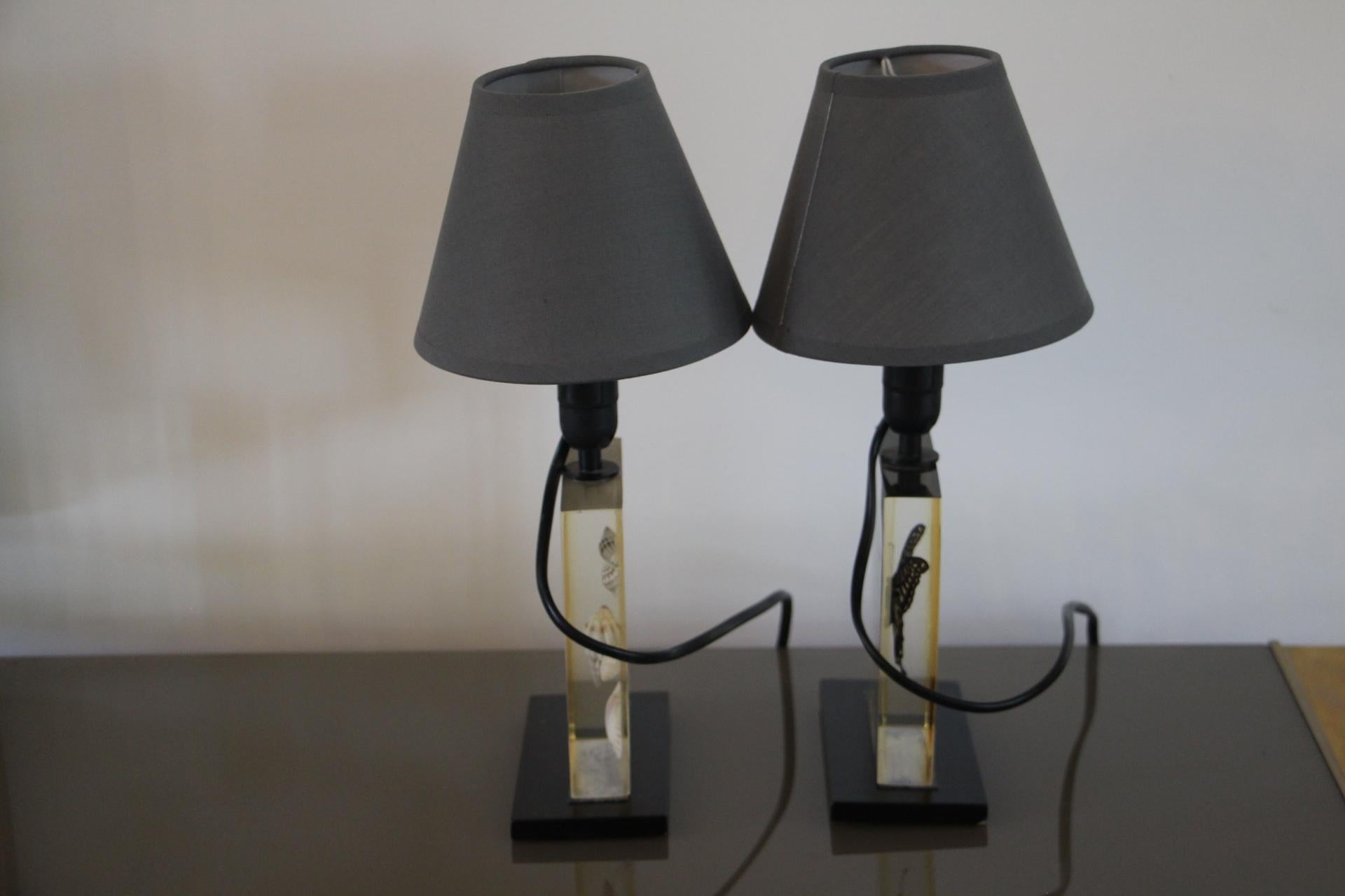 Pair of 1970's Resin Table Lamps with Inclusions For Sale 4