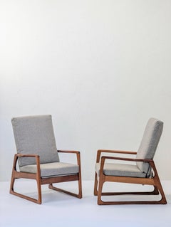Pair of 1970s Restored Mid Century Modern Rosewood Lounge Chairs